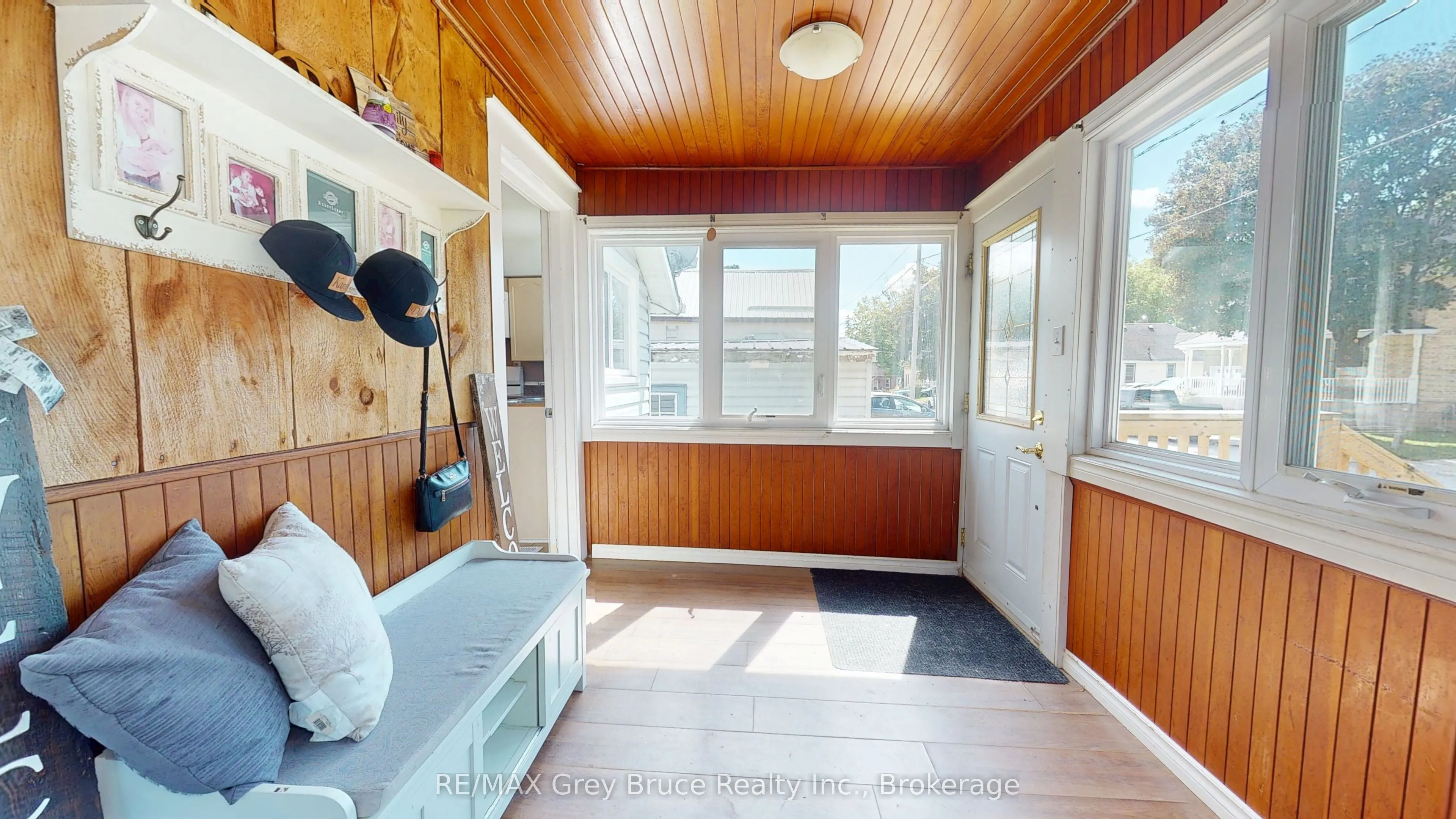 35 5th Street S