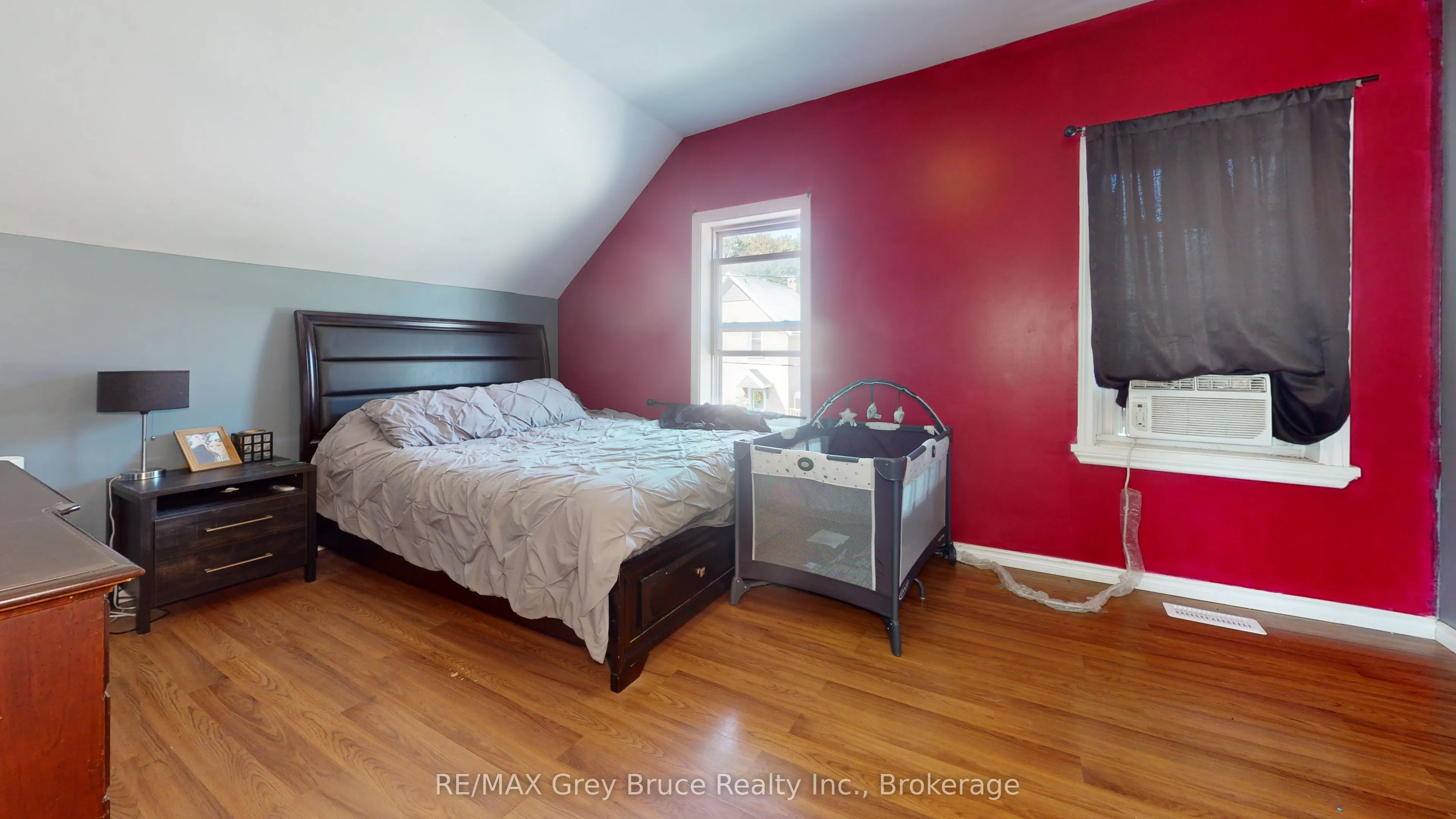 35 5th Street S