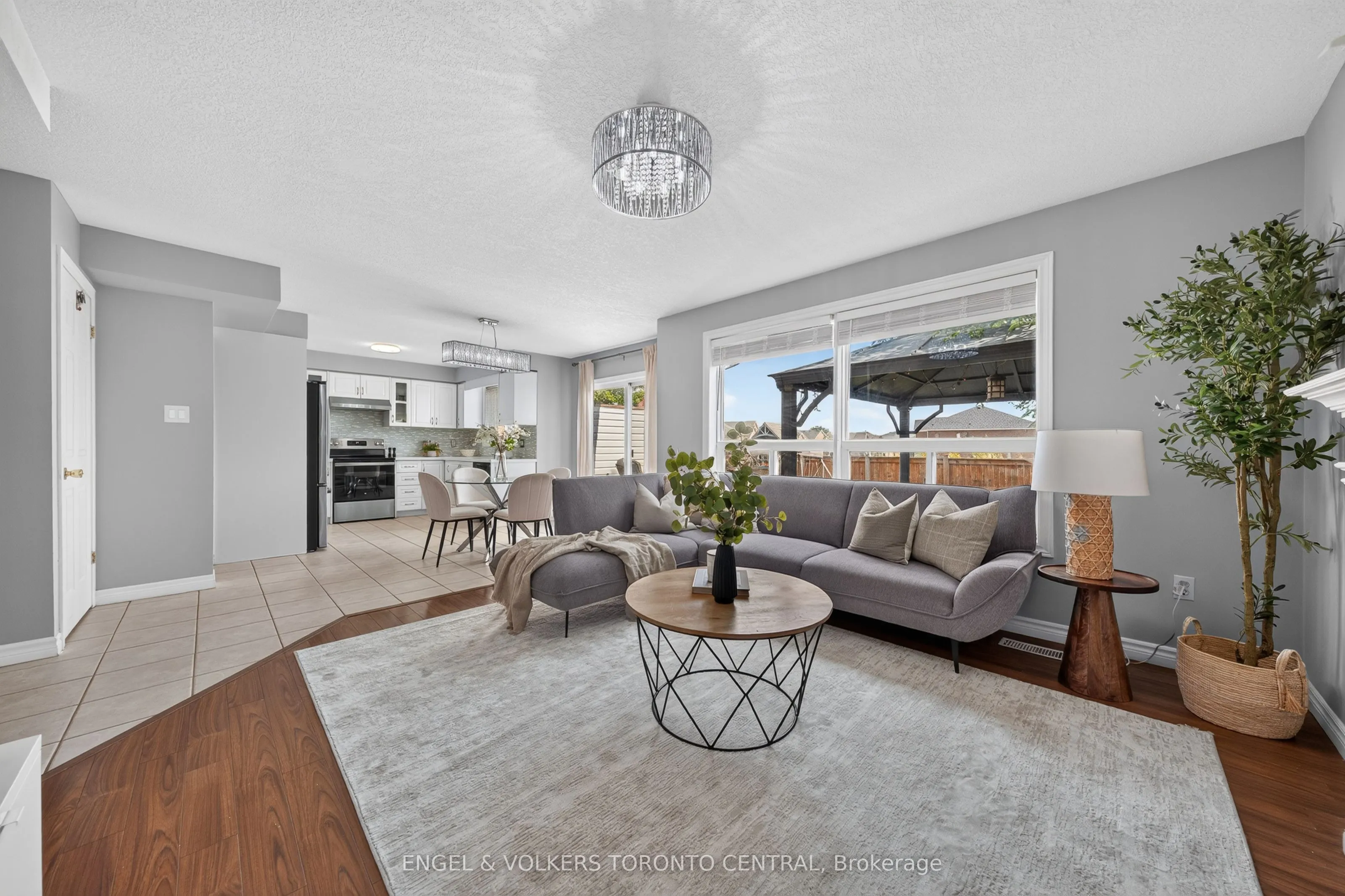 43 Green Vista Drive