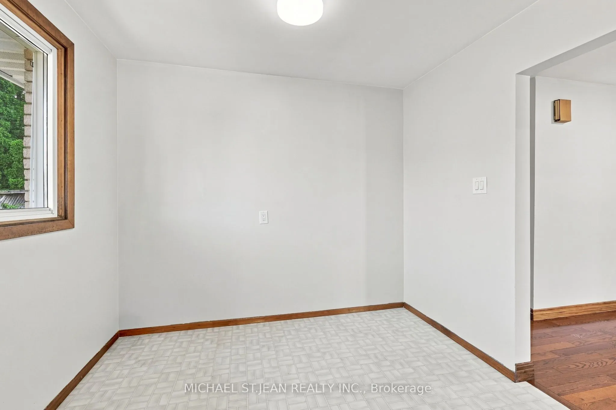 14 Green Forest Drive