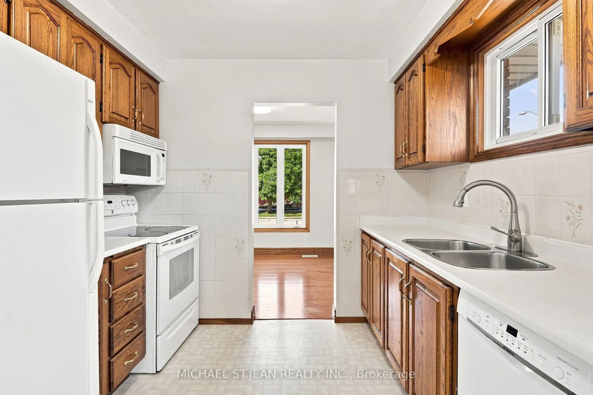 14 Green Forest Drive
