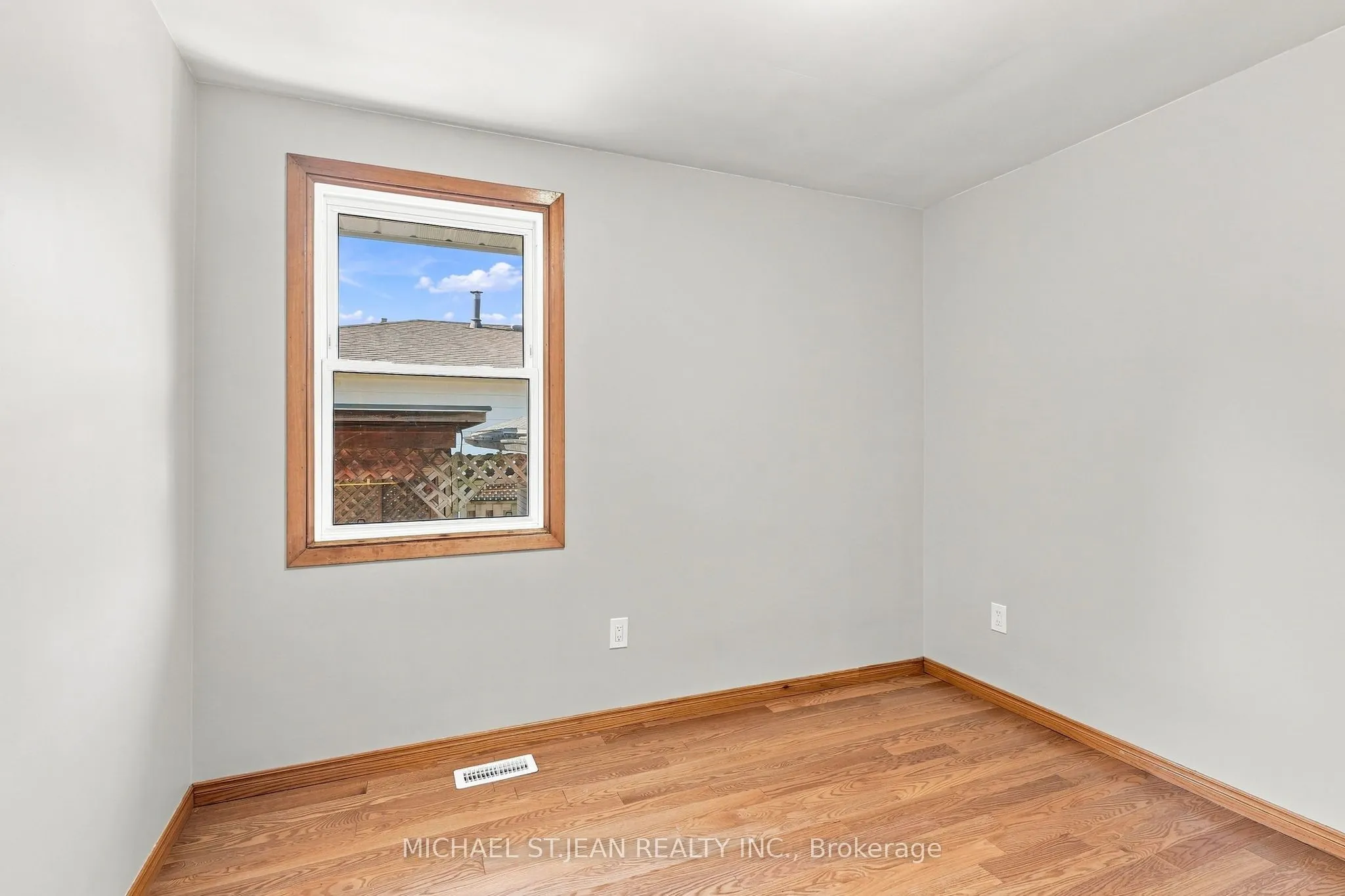 14 Green Forest Drive
