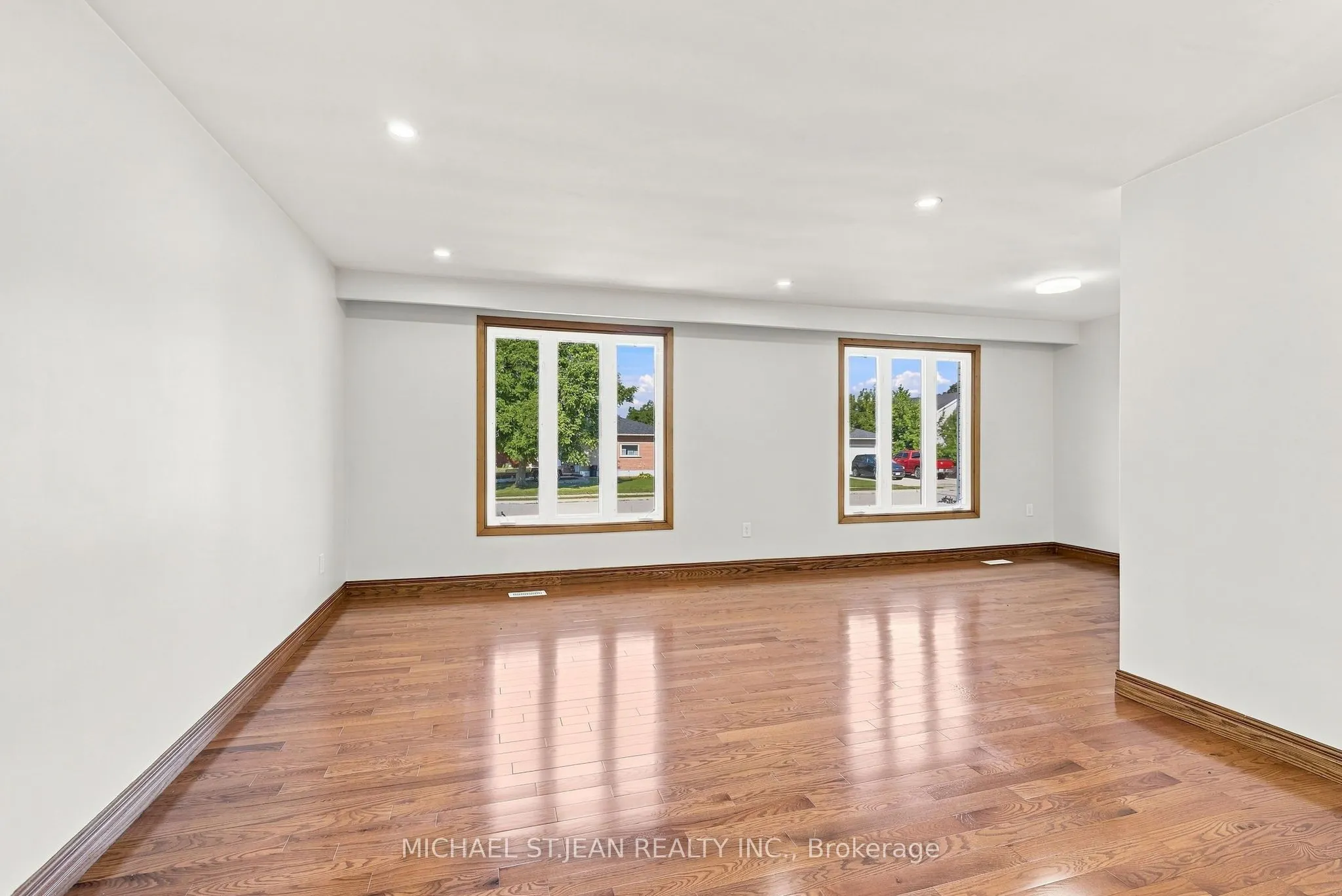 14 Green Forest Drive