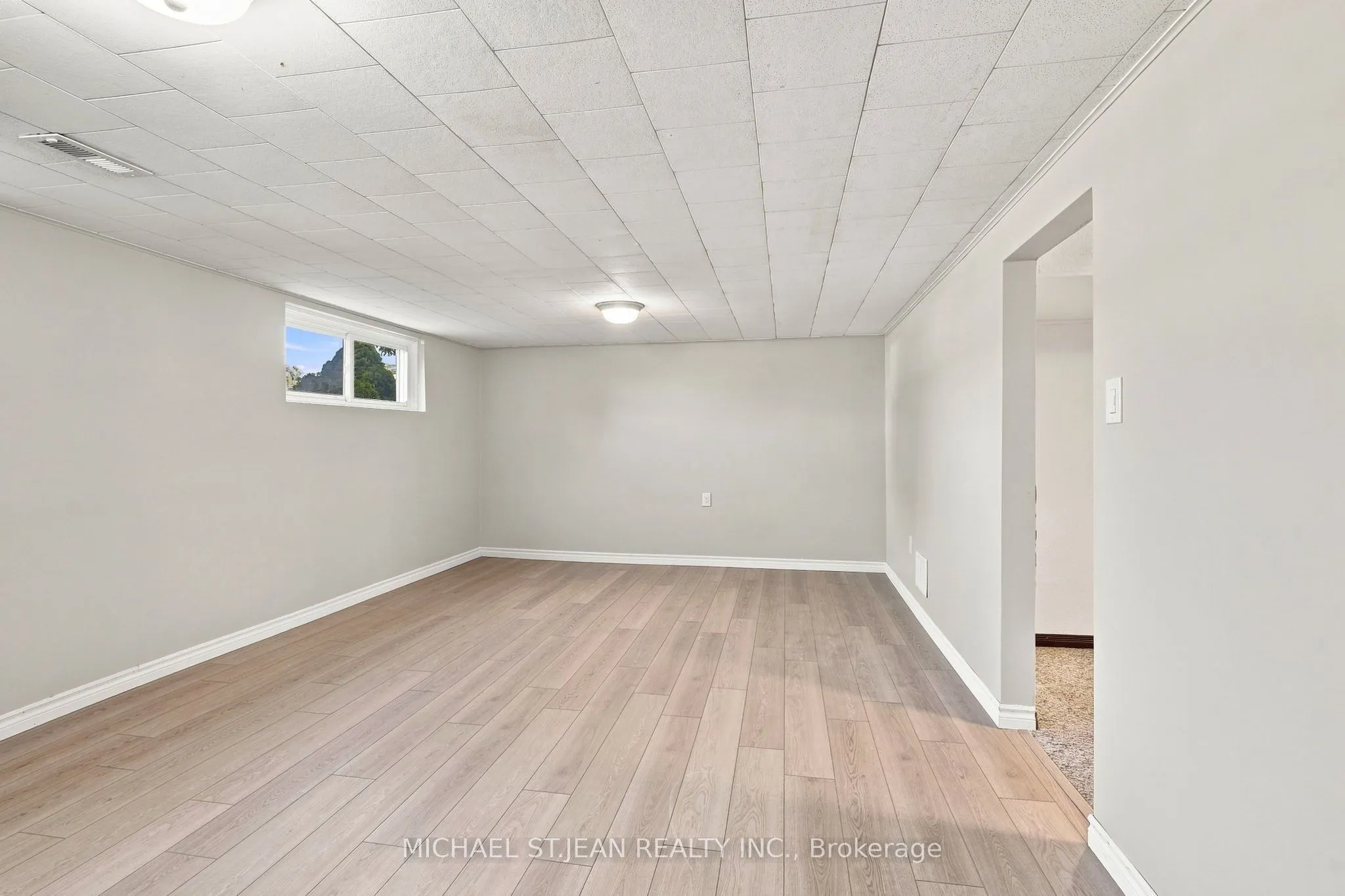 14 Green Forest Drive