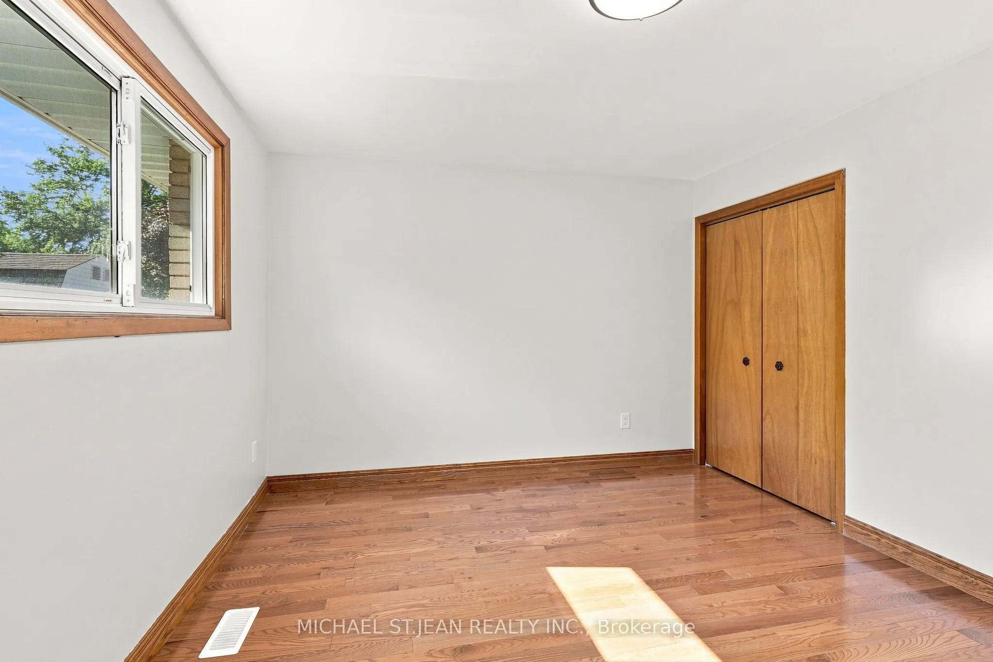 14 Green Forest Drive