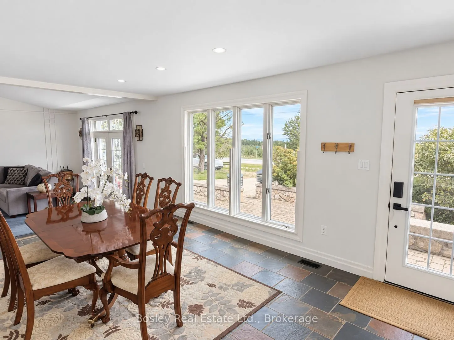 357190 The Blue Mountain Meaford Townline