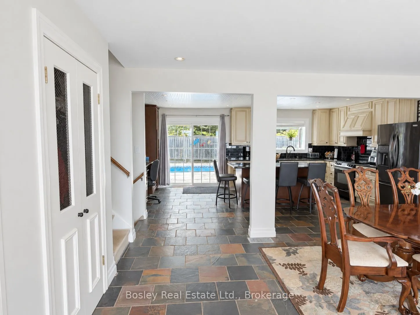 357190 The Blue Mountain Meaford Townline
