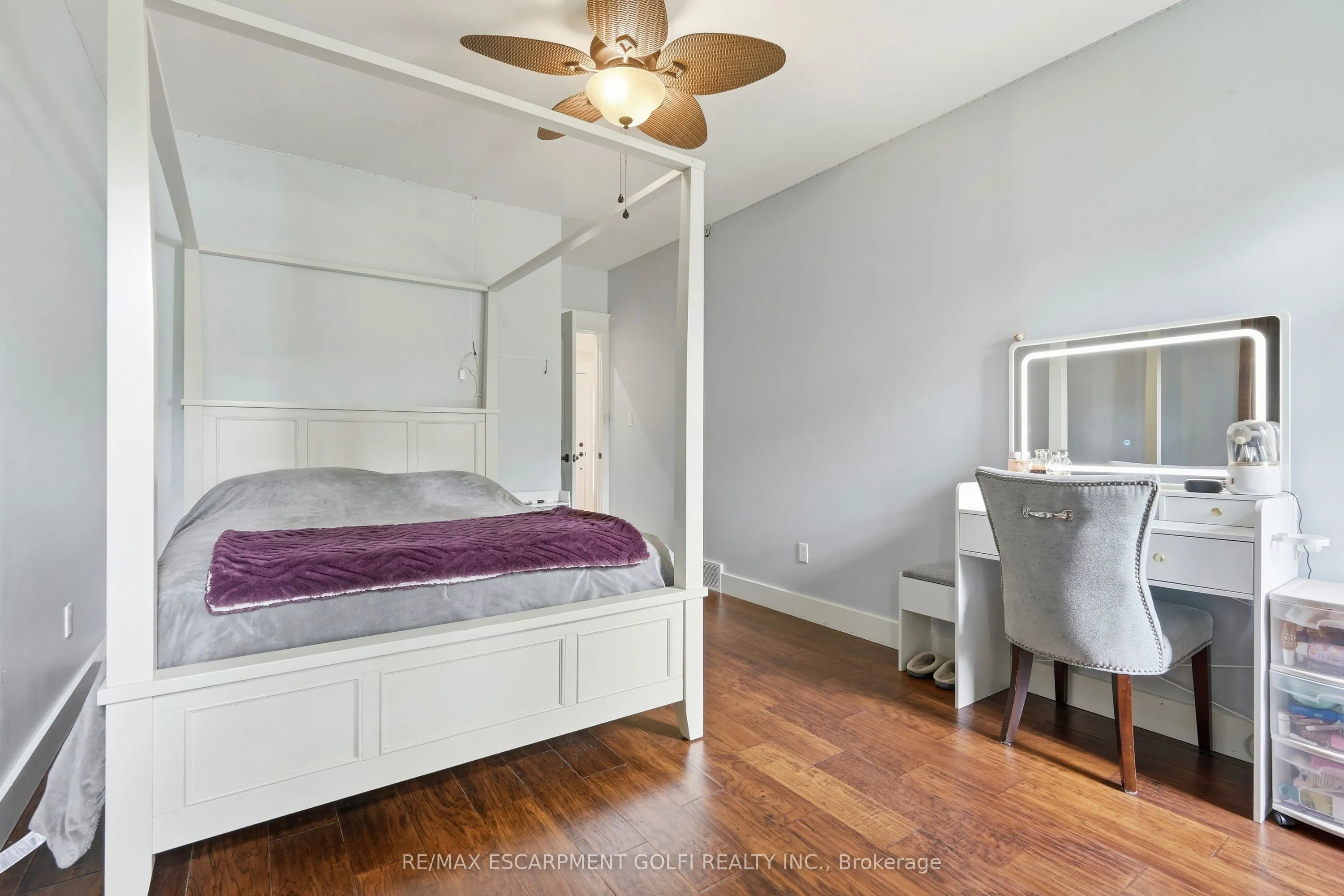 617 Chapin Parkway