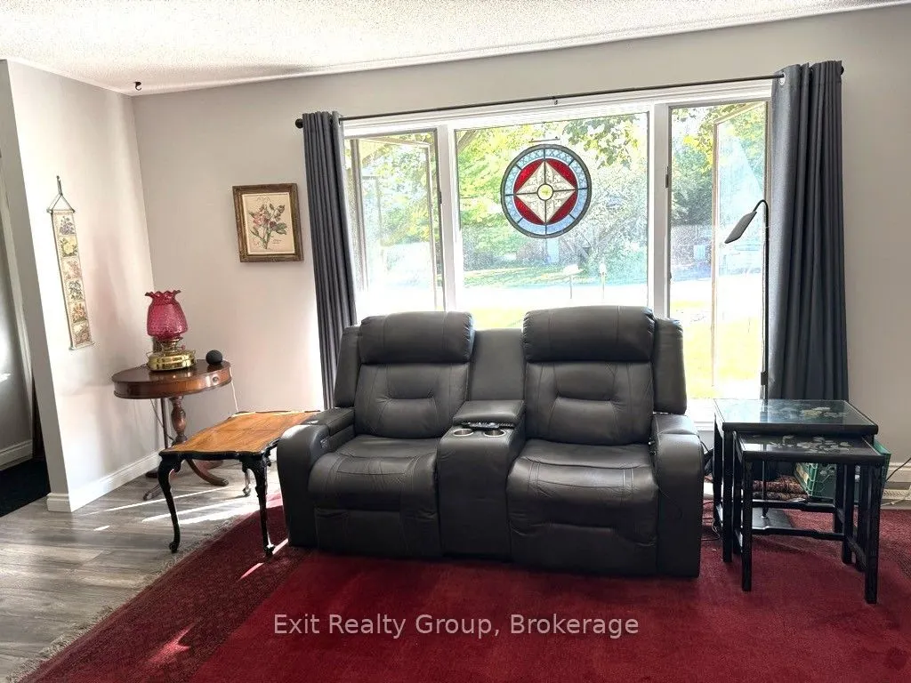 29 Chatterton Valley Crescent