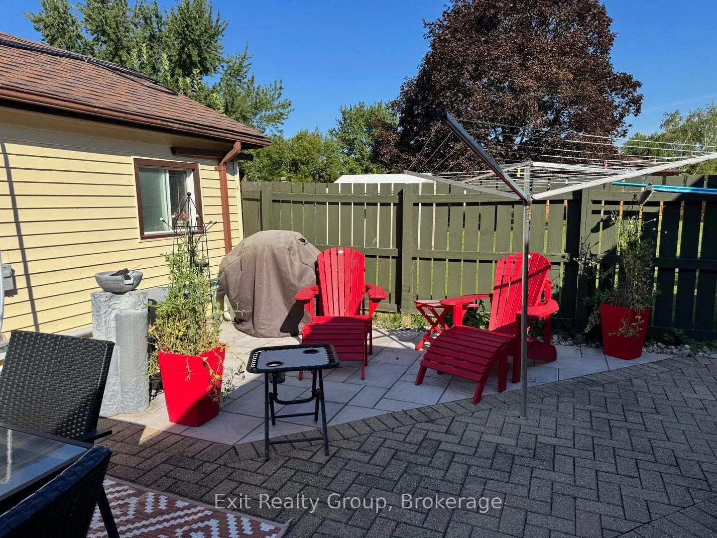 29 Chatterton Valley Crescent