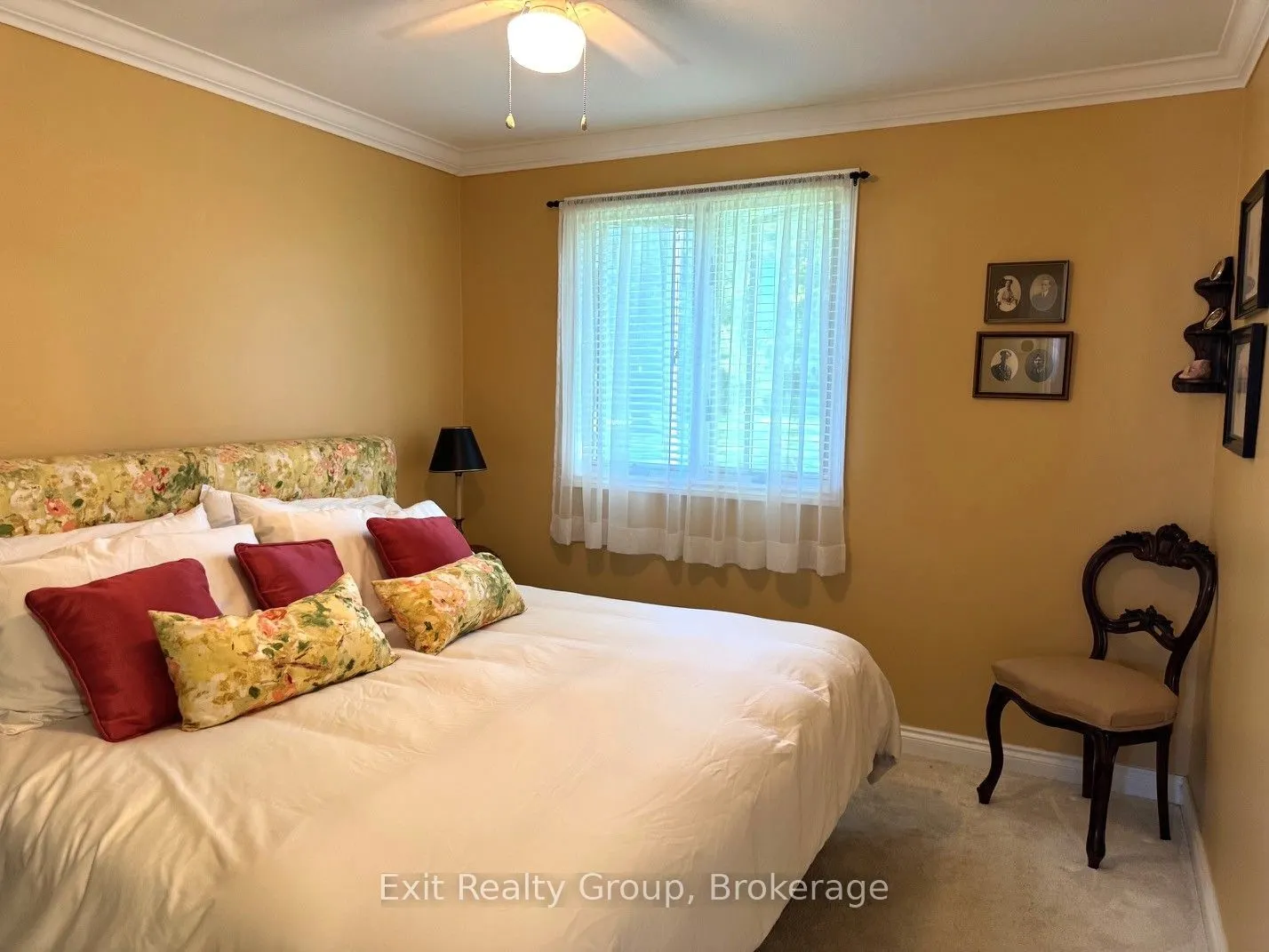 29 Chatterton Valley Crescent