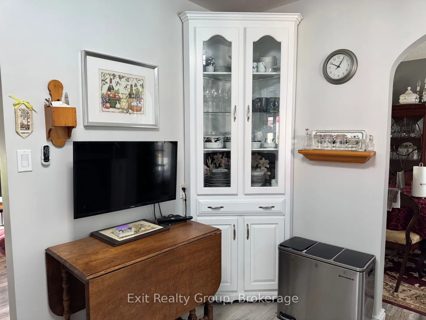 29 Chatterton Valley Crescent