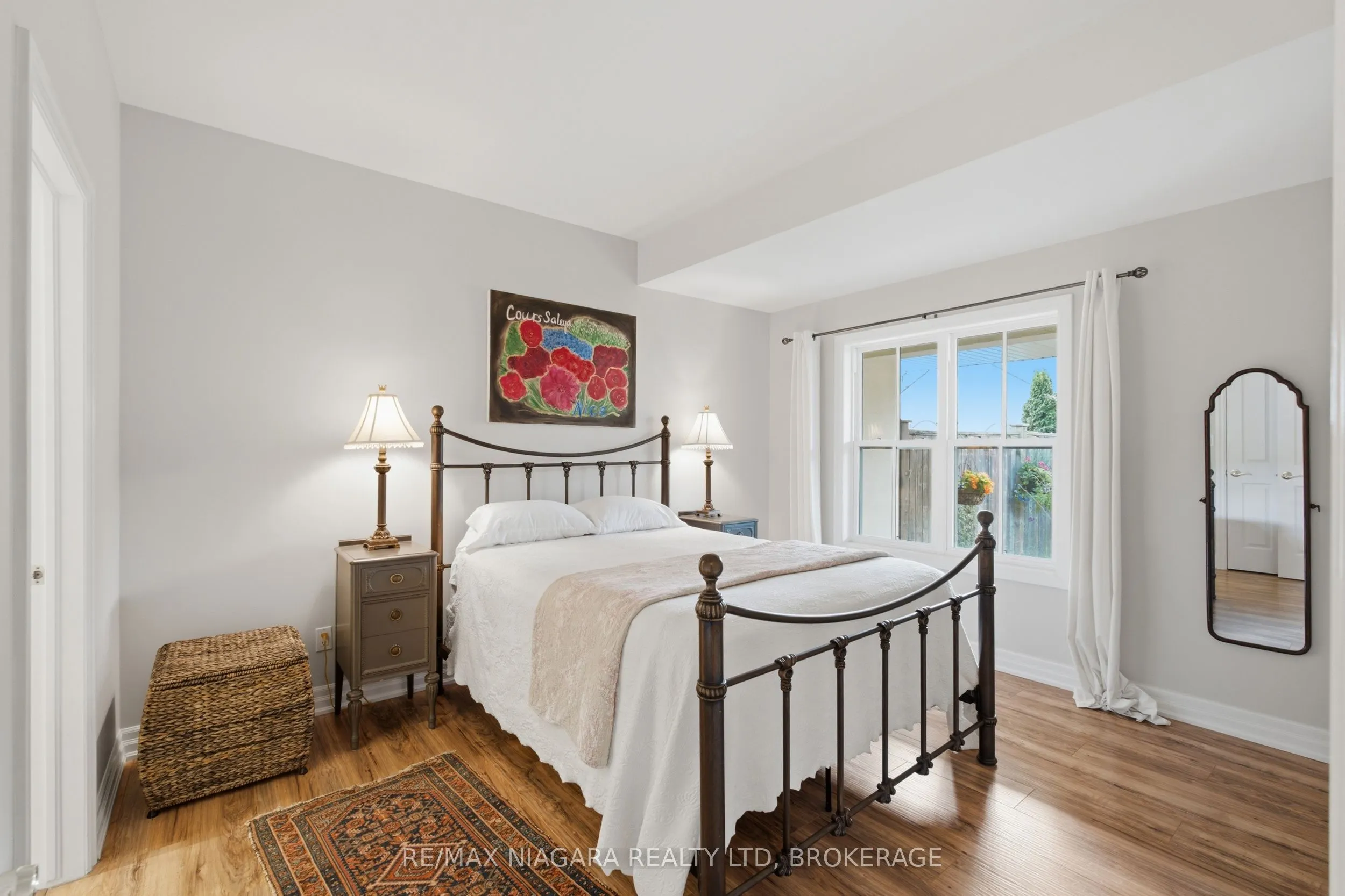 25 BALMORAL Drive