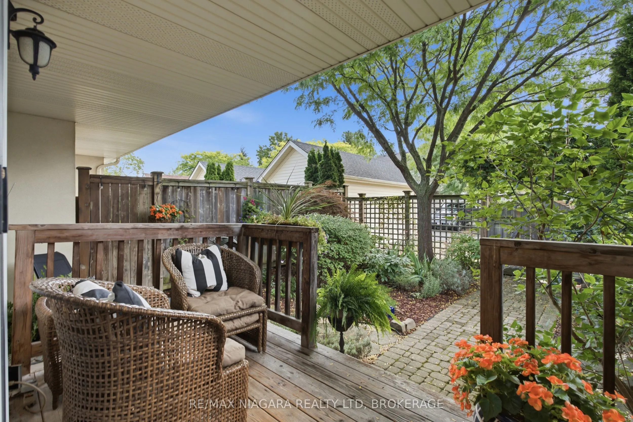 25 BALMORAL Drive