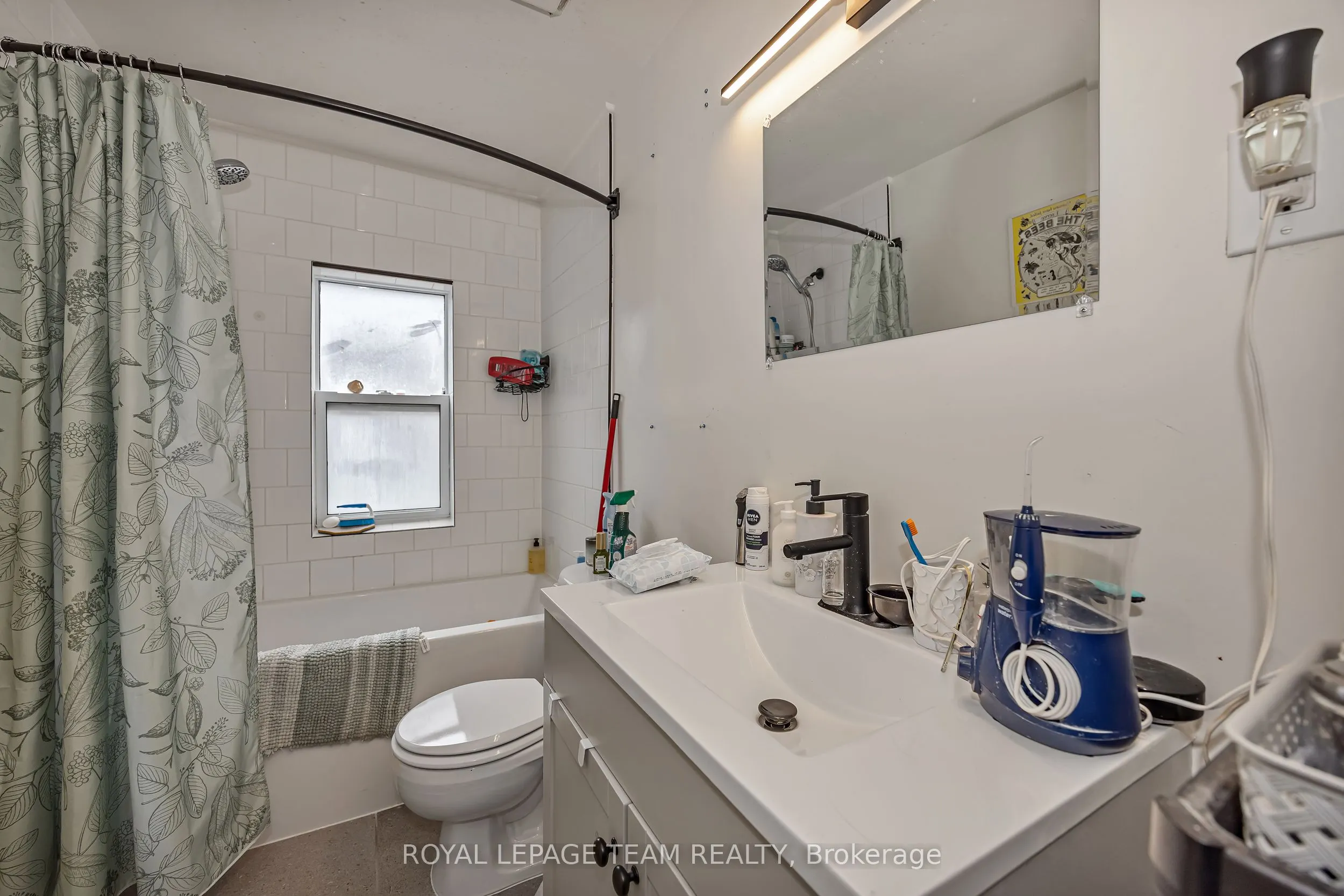 11 Sherbrooke Avenue