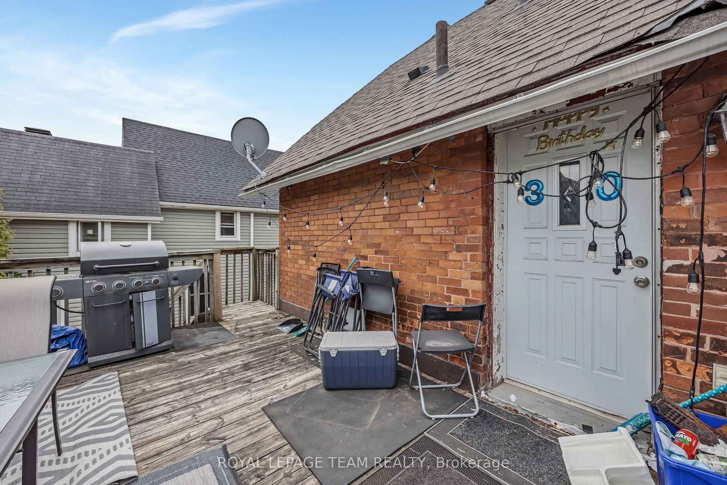 11 Sherbrooke Avenue