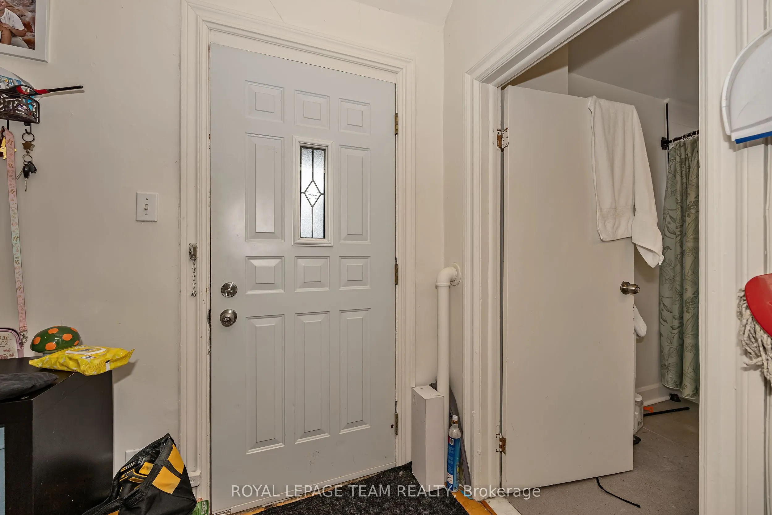 11 Sherbrooke Avenue