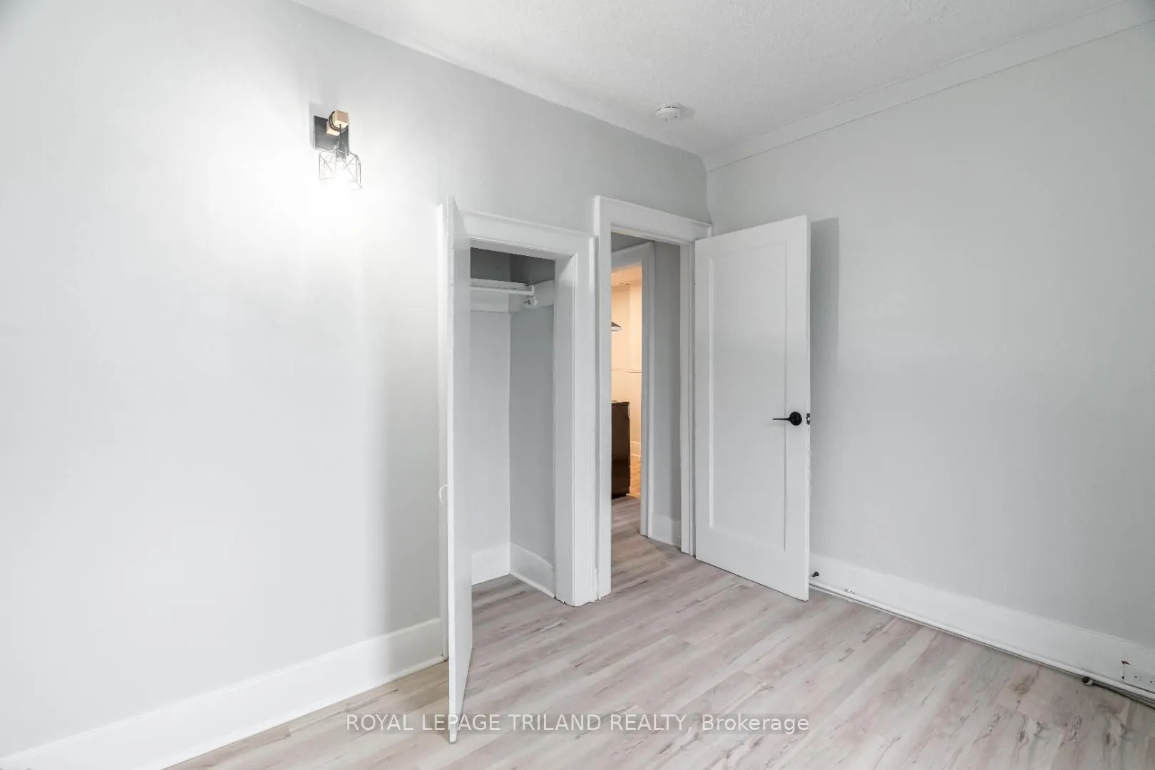 425 Mckenzie Avenue #3