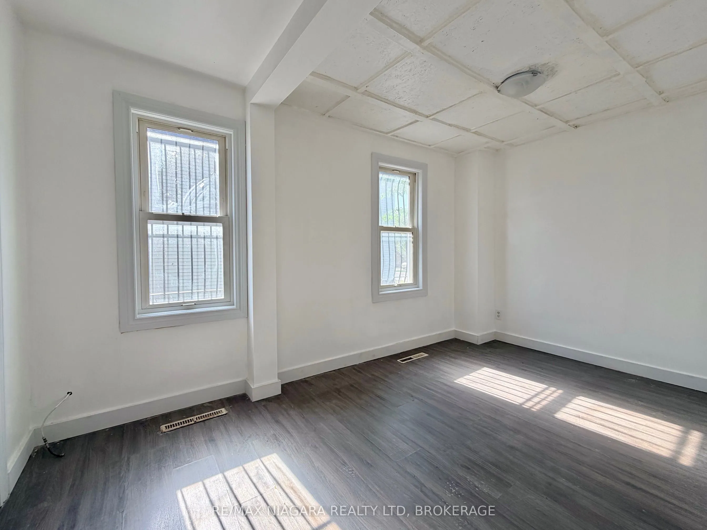 21 Fifth Street