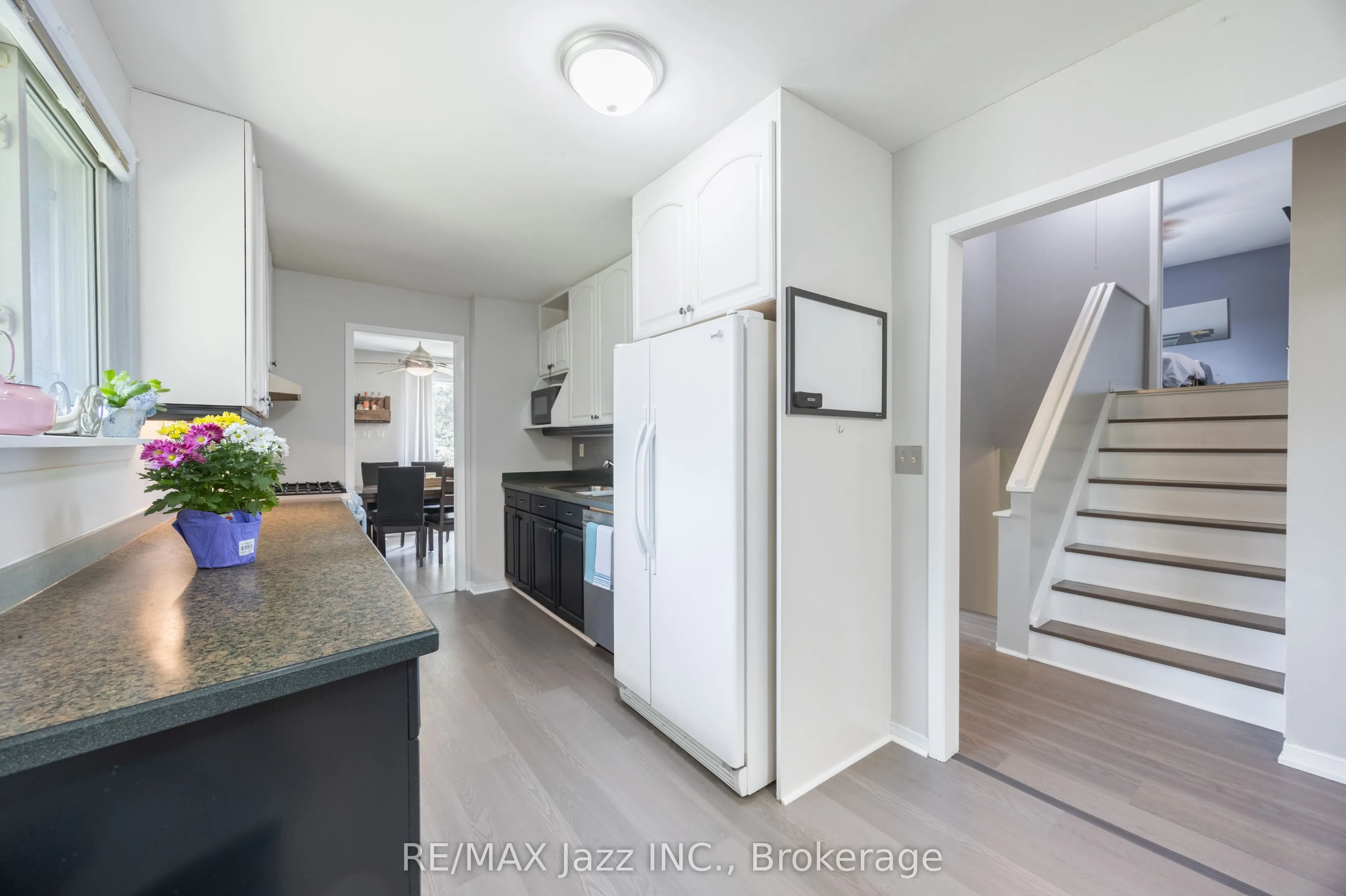 62 Crossley Drive
