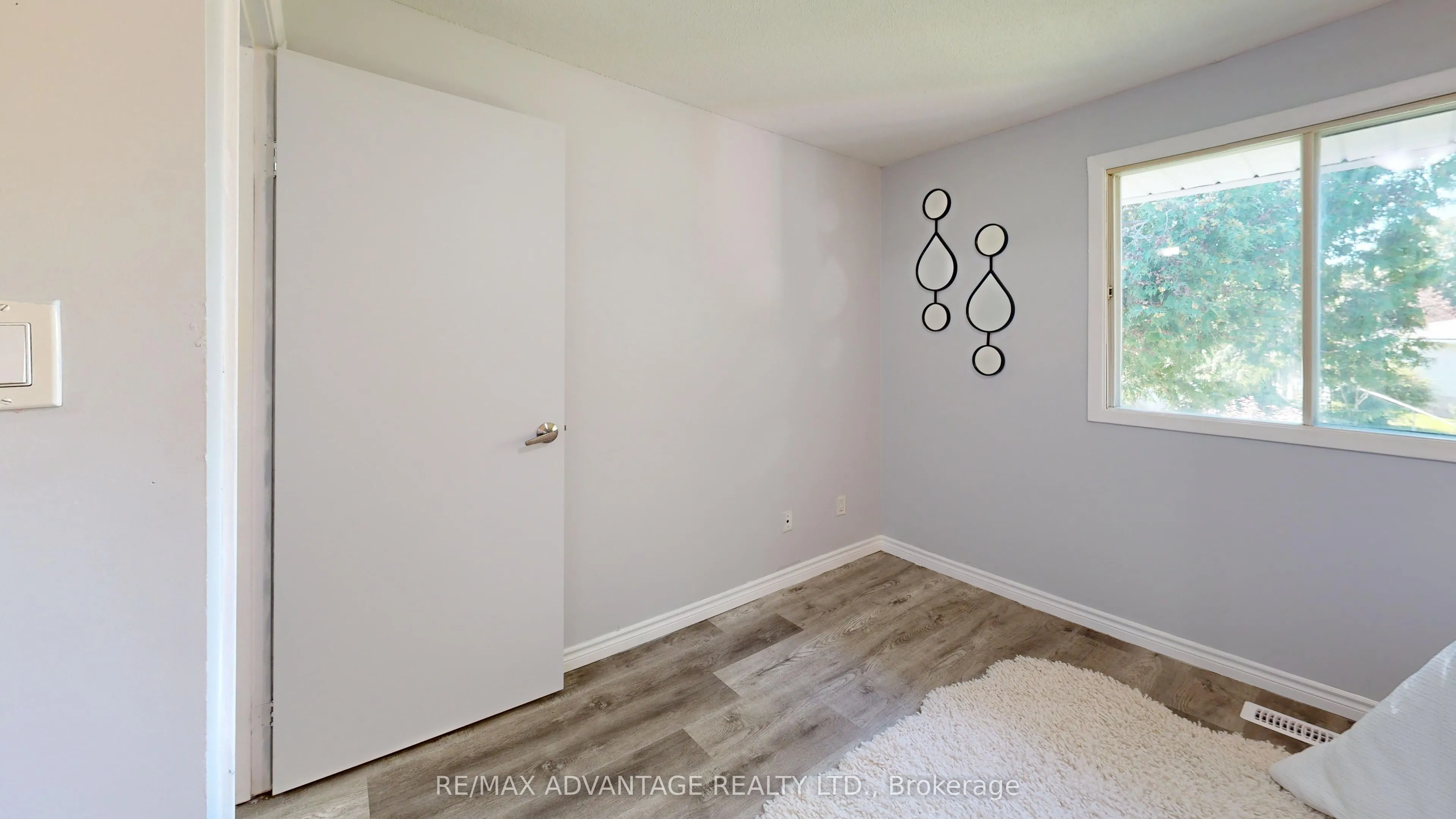 9 Camelot Crescent