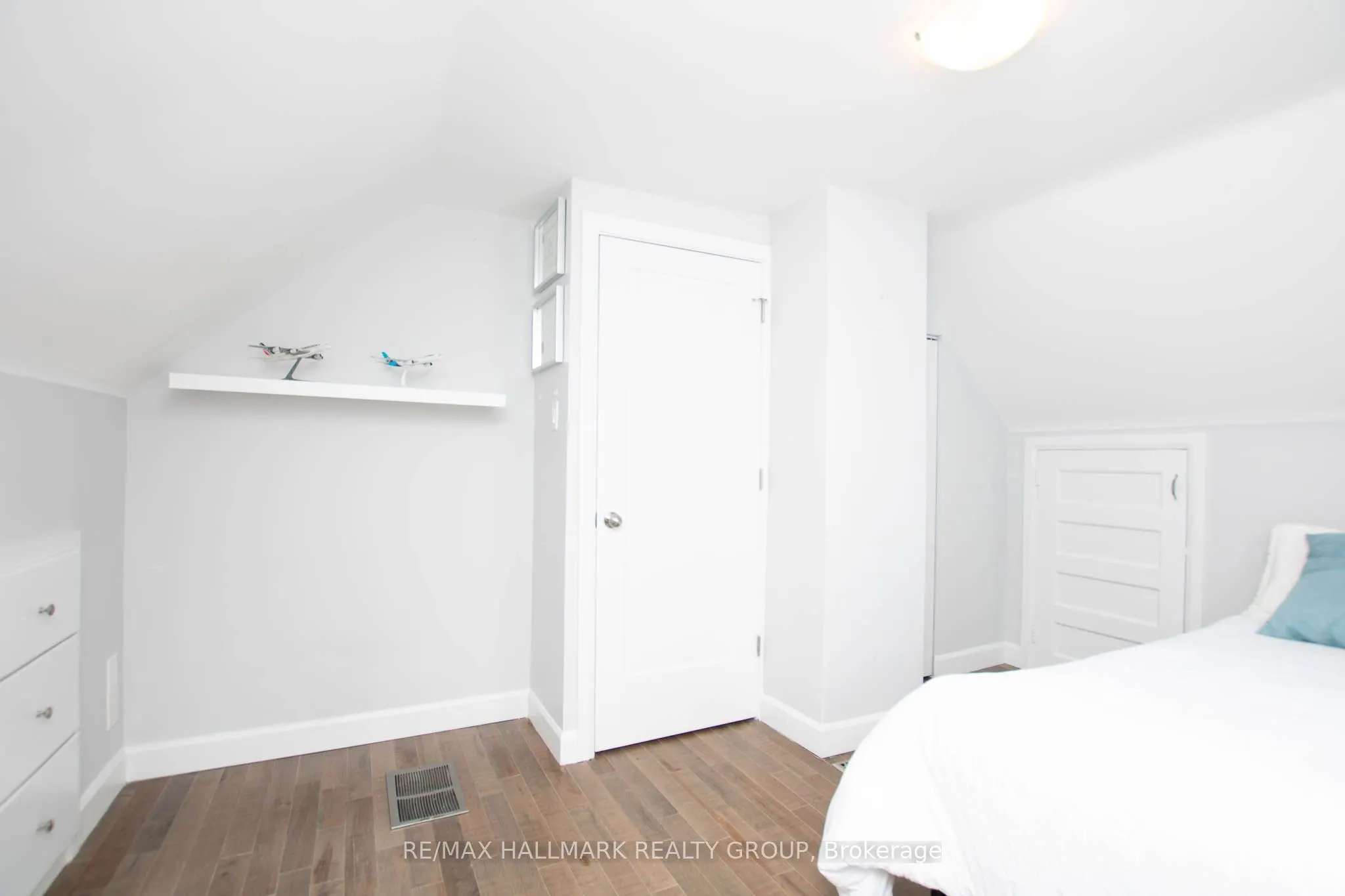 929 Merivale Road
