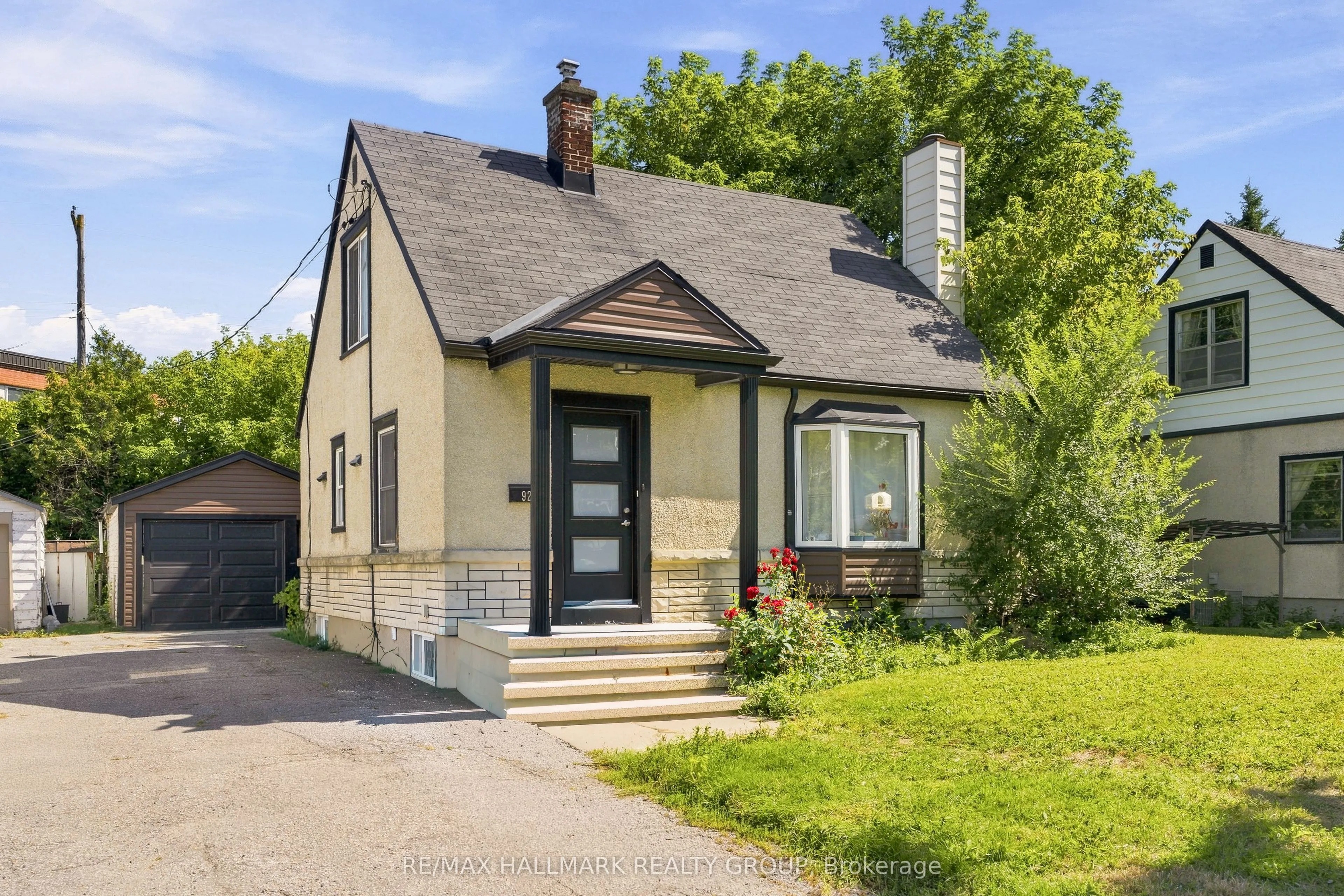 929 Merivale Road
