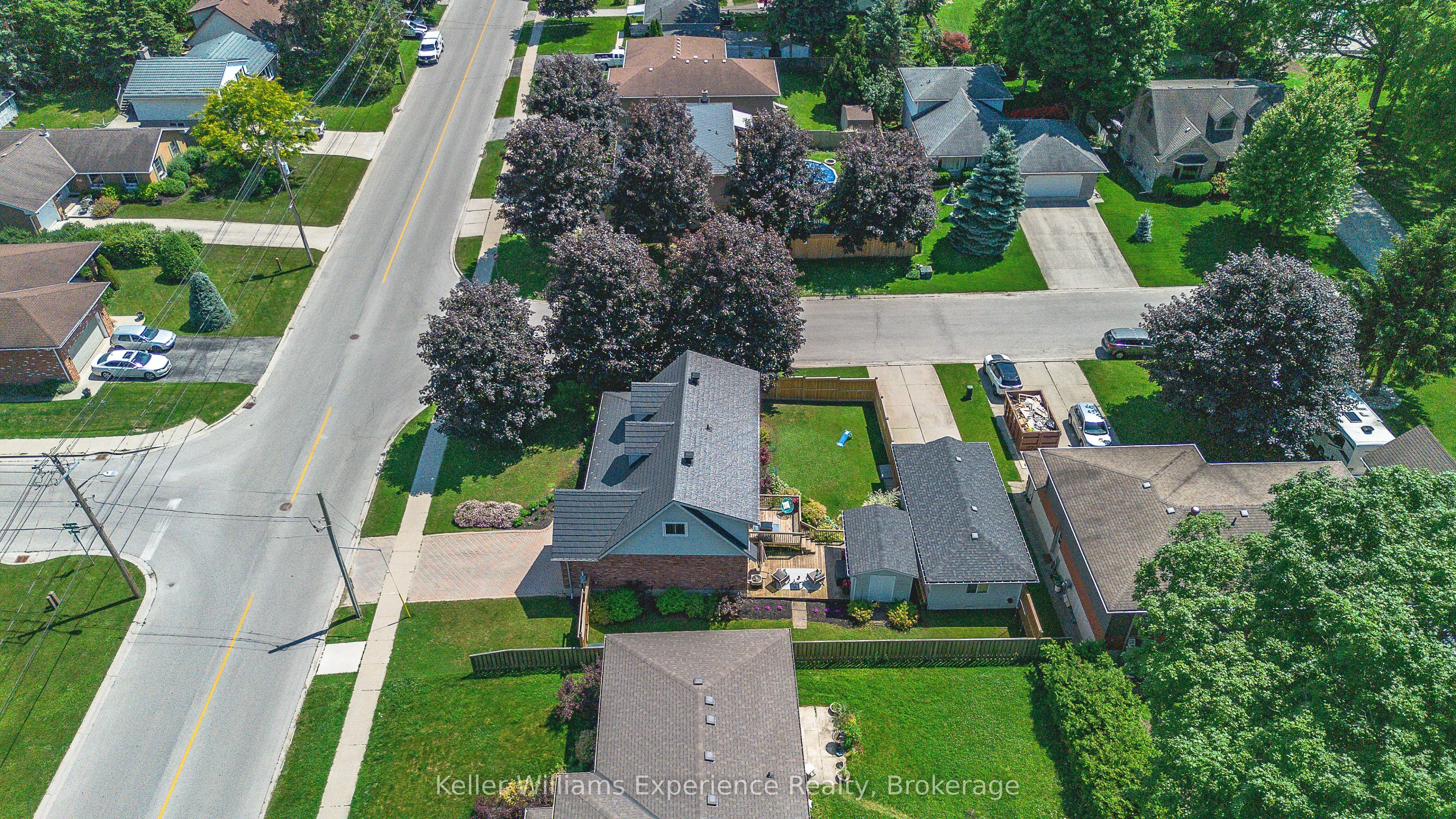 300 4th Avenue W