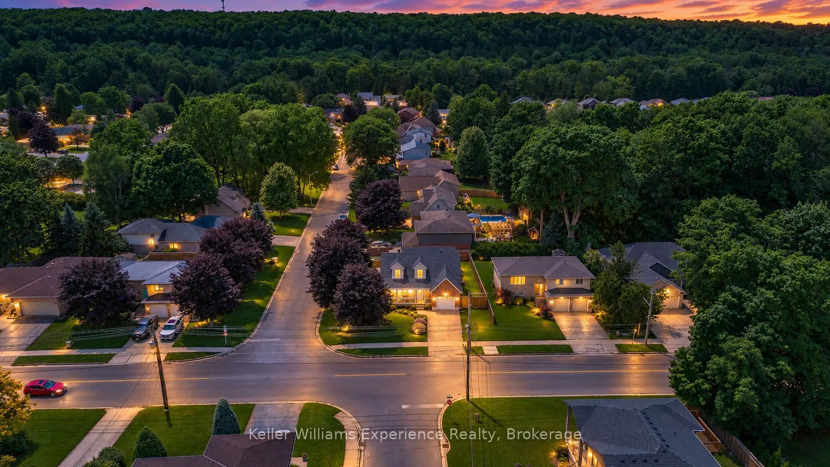 300 4th Avenue W