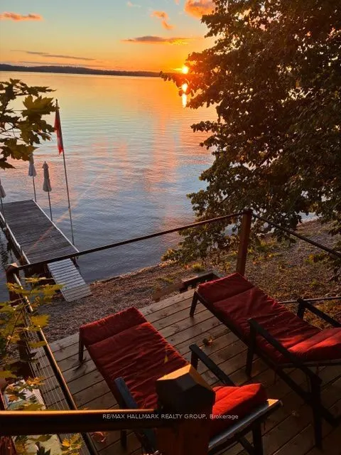 555 Island View Drive