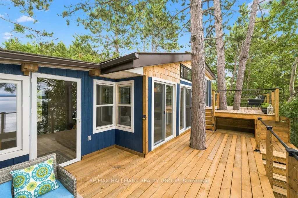 555 Island View Drive