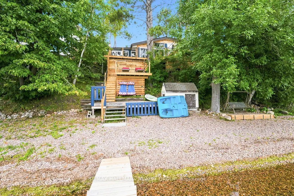 555 Island View Drive
