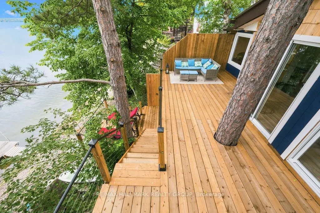 555 Island View Drive