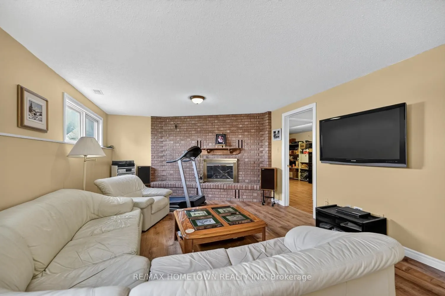 5873 Rideau Valley Drive N
