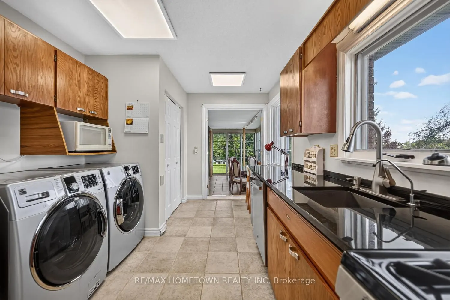 5873 Rideau Valley Drive N