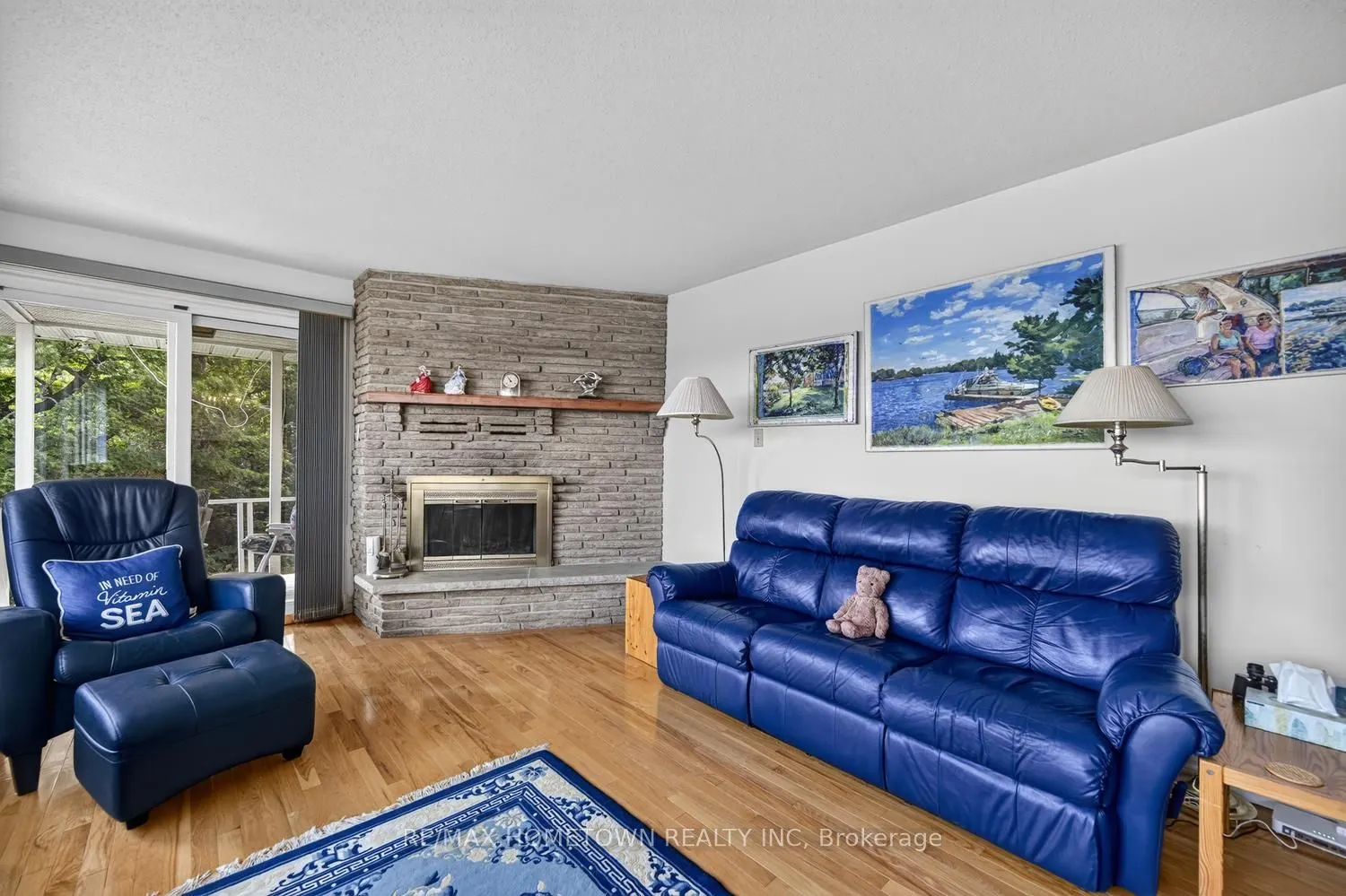 5873 Rideau Valley Drive N