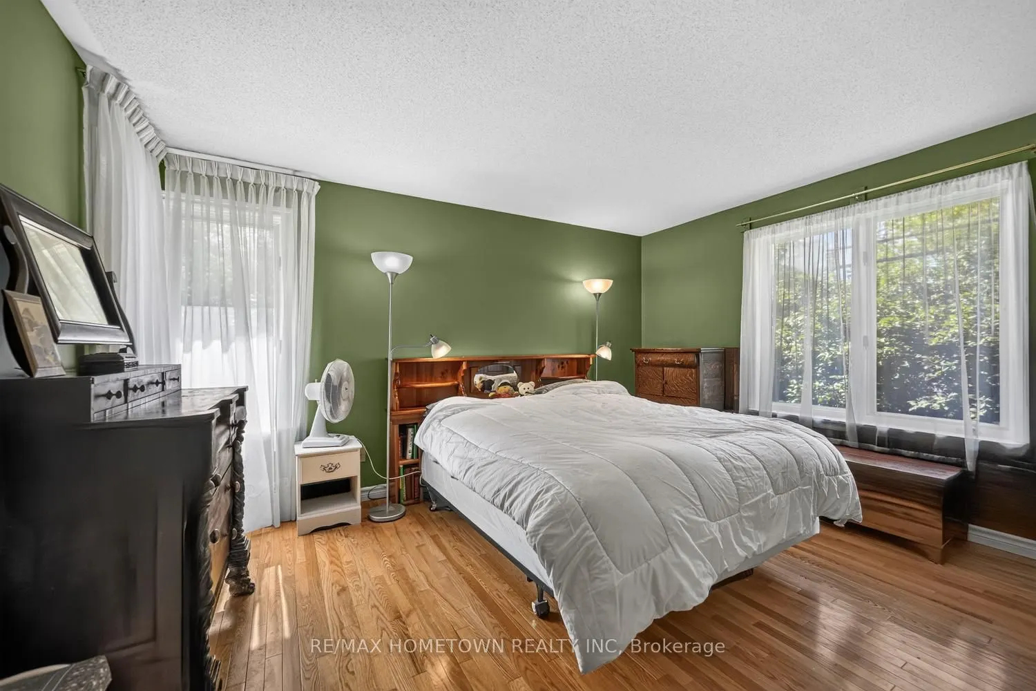 5873 Rideau Valley Drive N