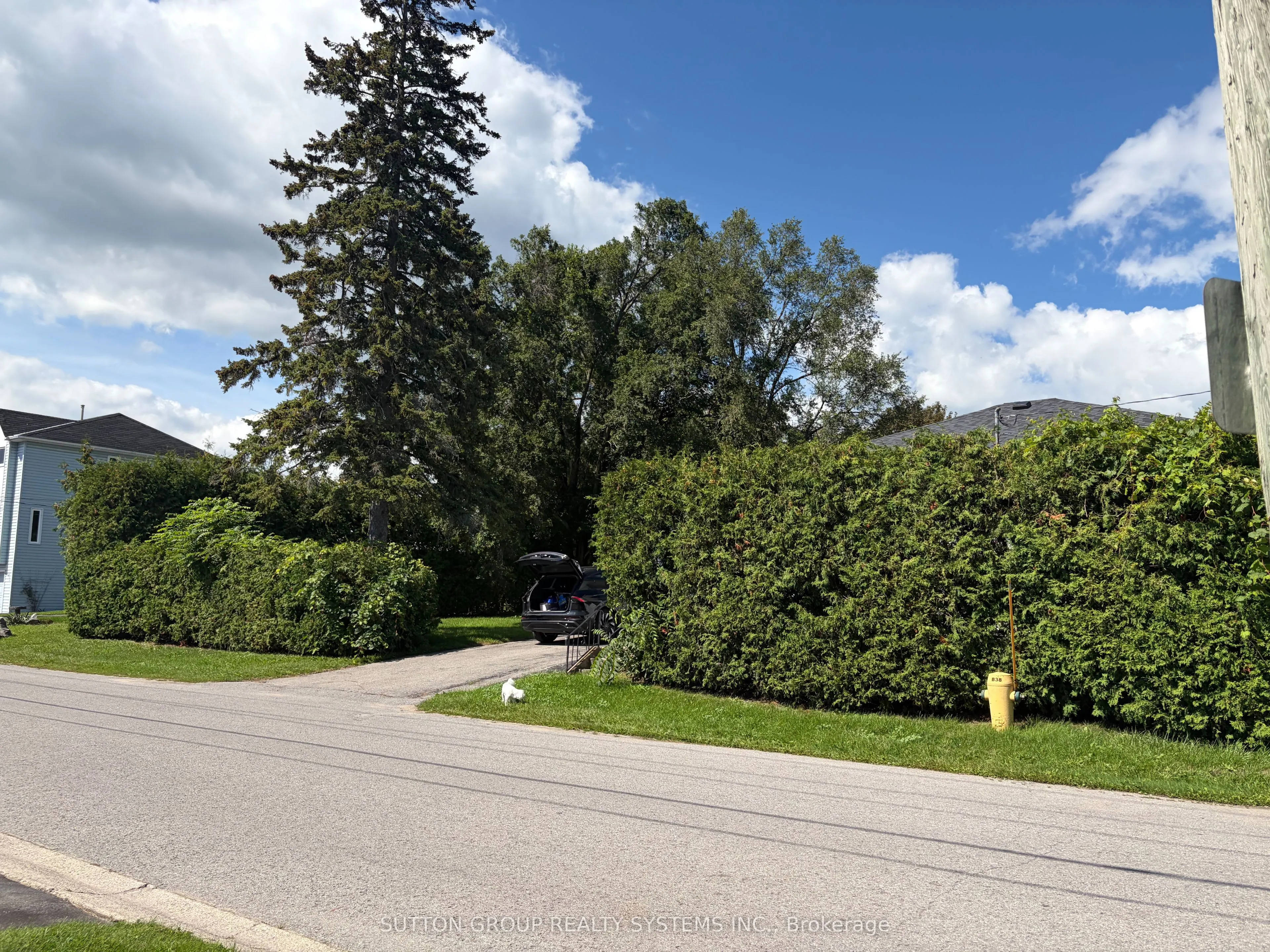 30 Perry Avenue