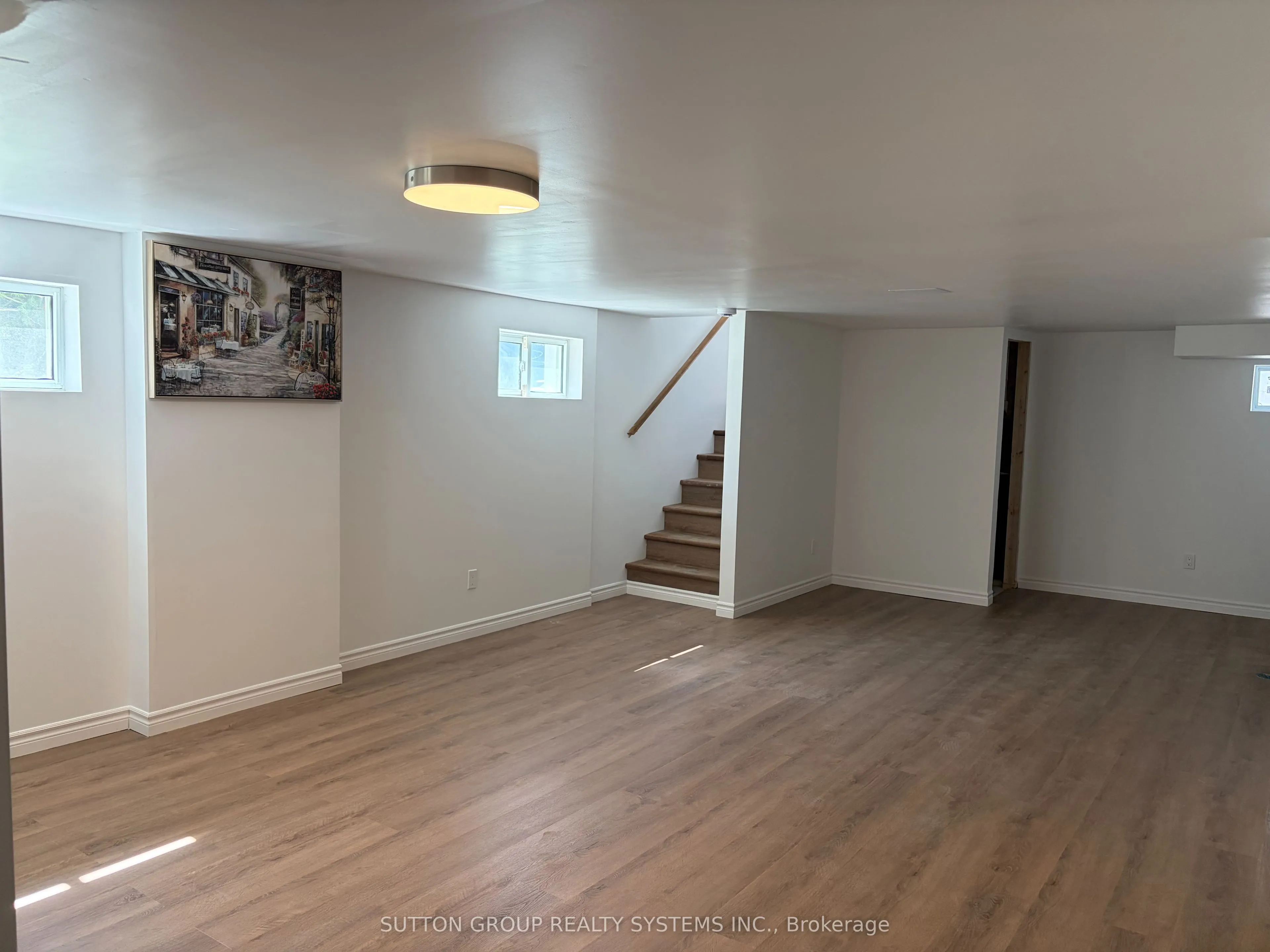 30 Perry Avenue