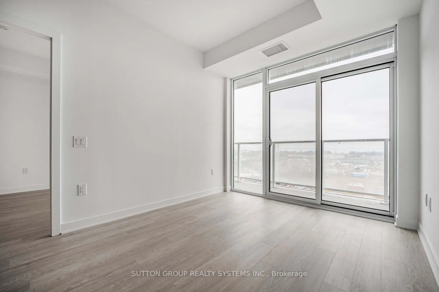 2782 Barton Street E #911