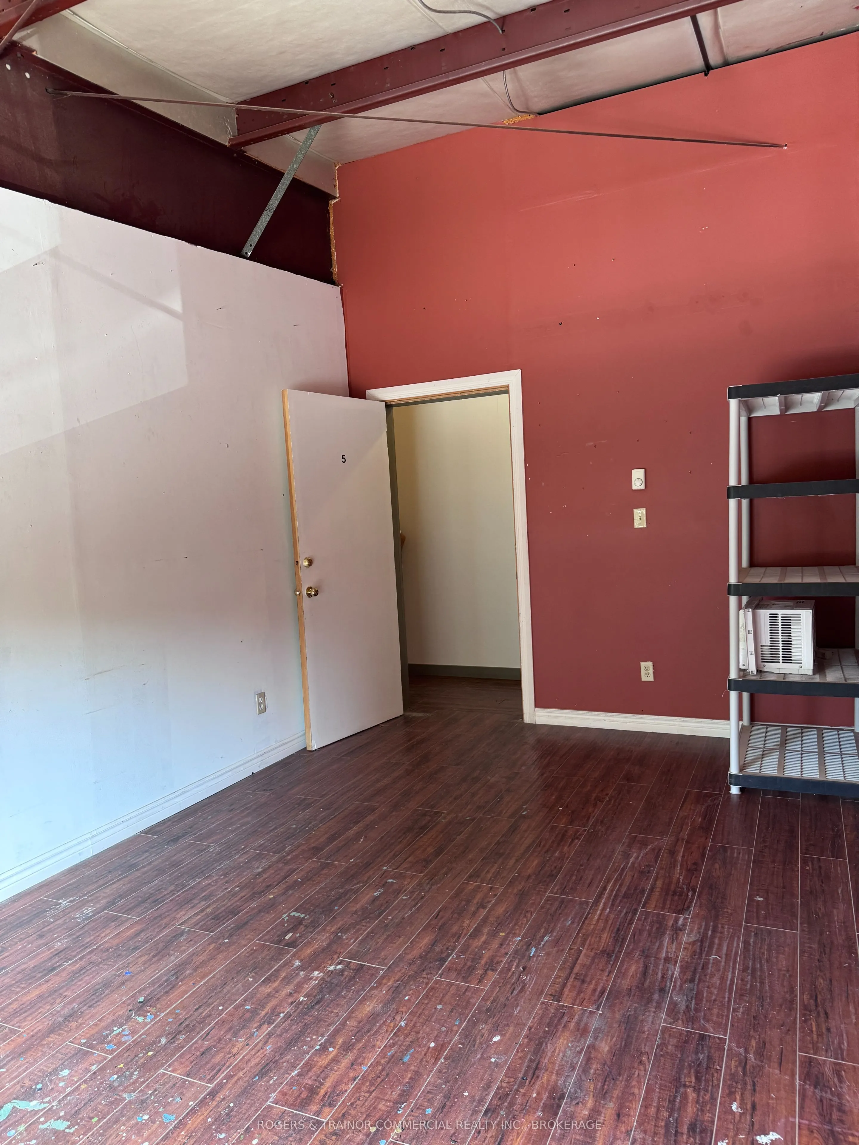 14 Cataraqui Street #5