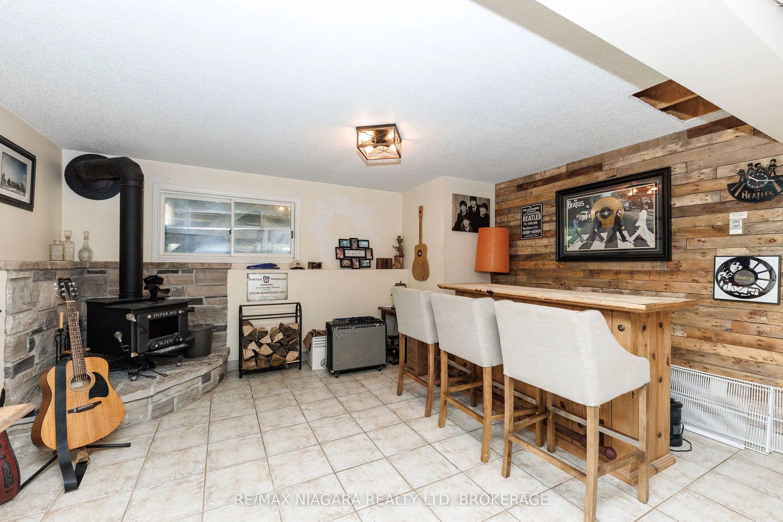 88 Pleasant Avenue N