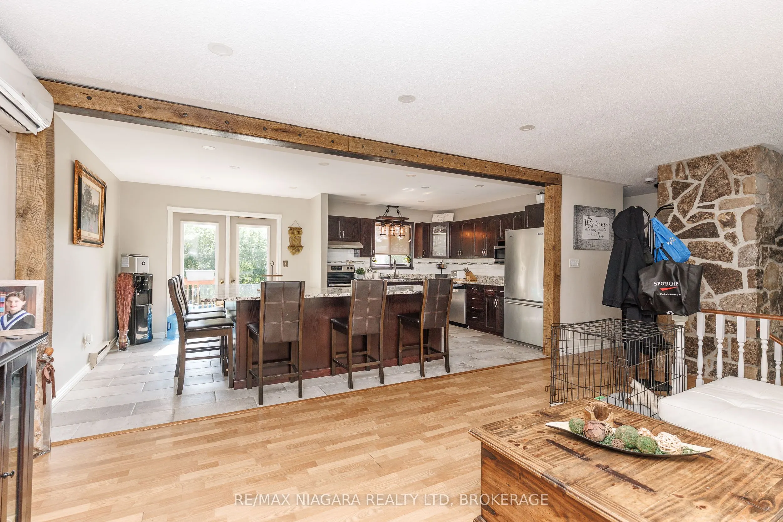 88 Pleasant Avenue N