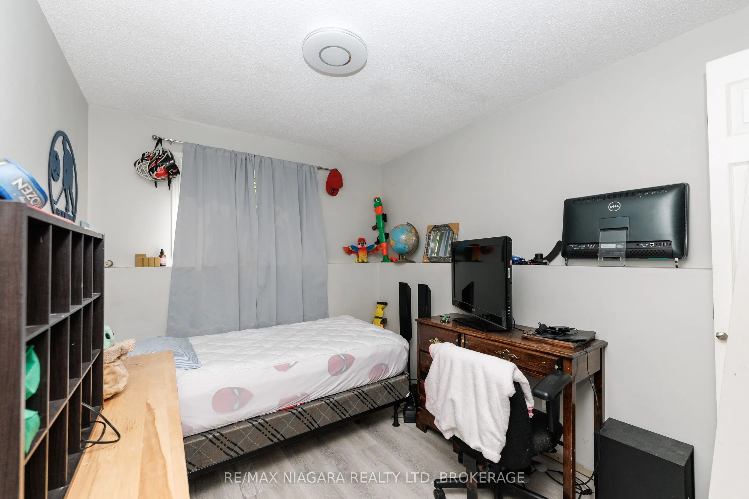 88 Pleasant Avenue N