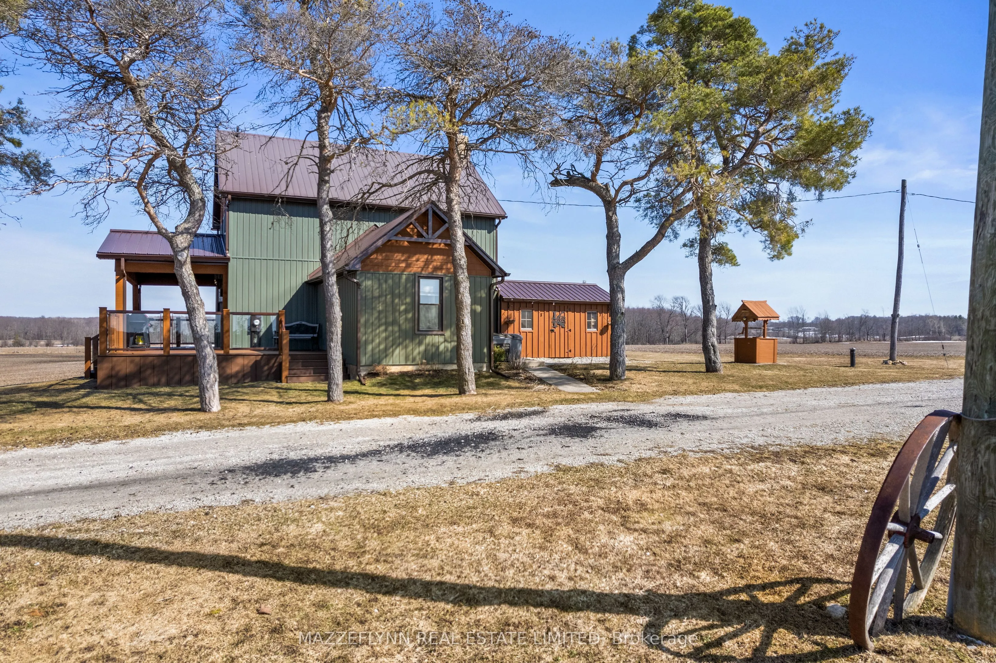 402558 Grey Road 17 Road