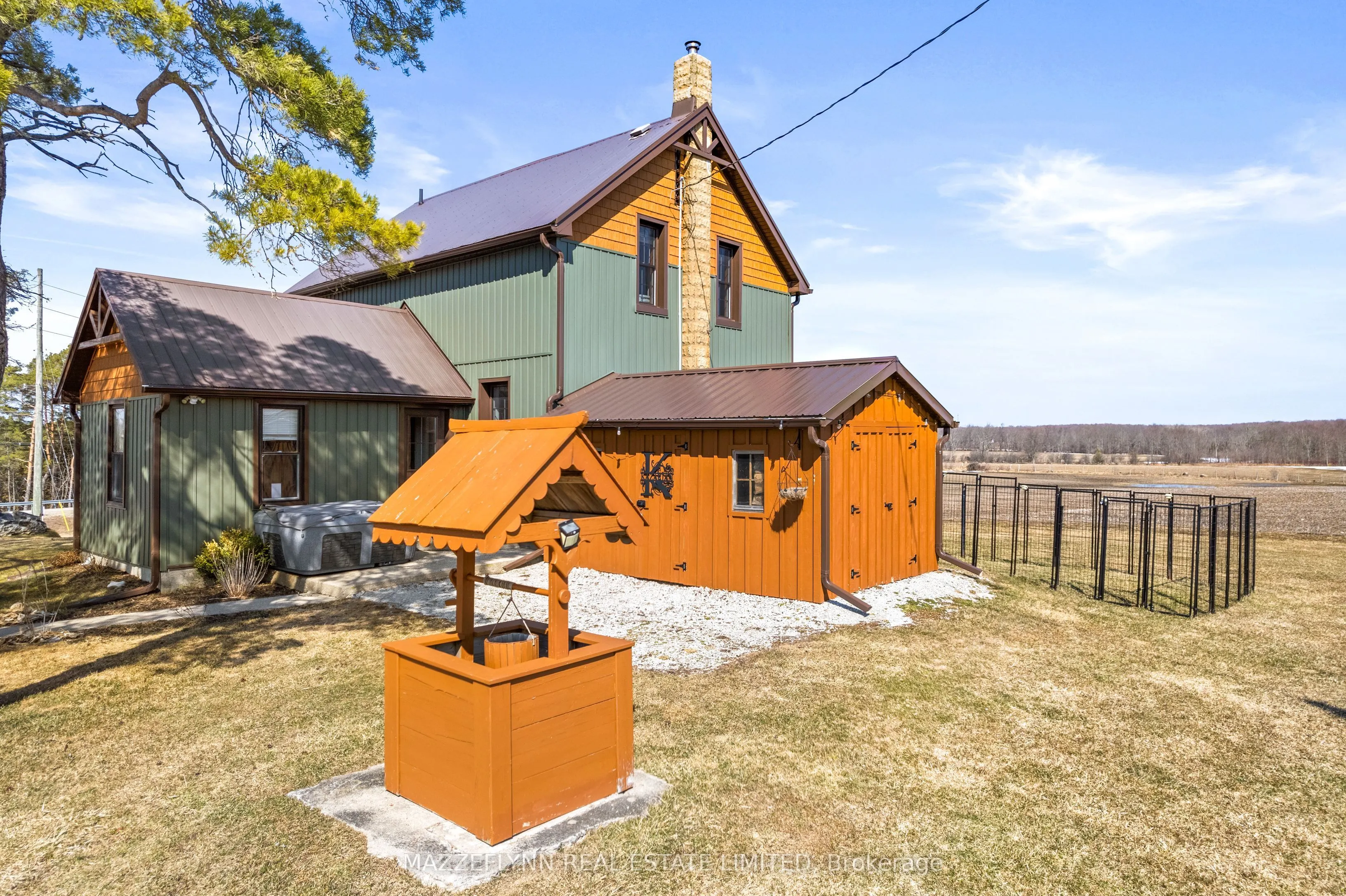 402558 Grey Road 17 Road