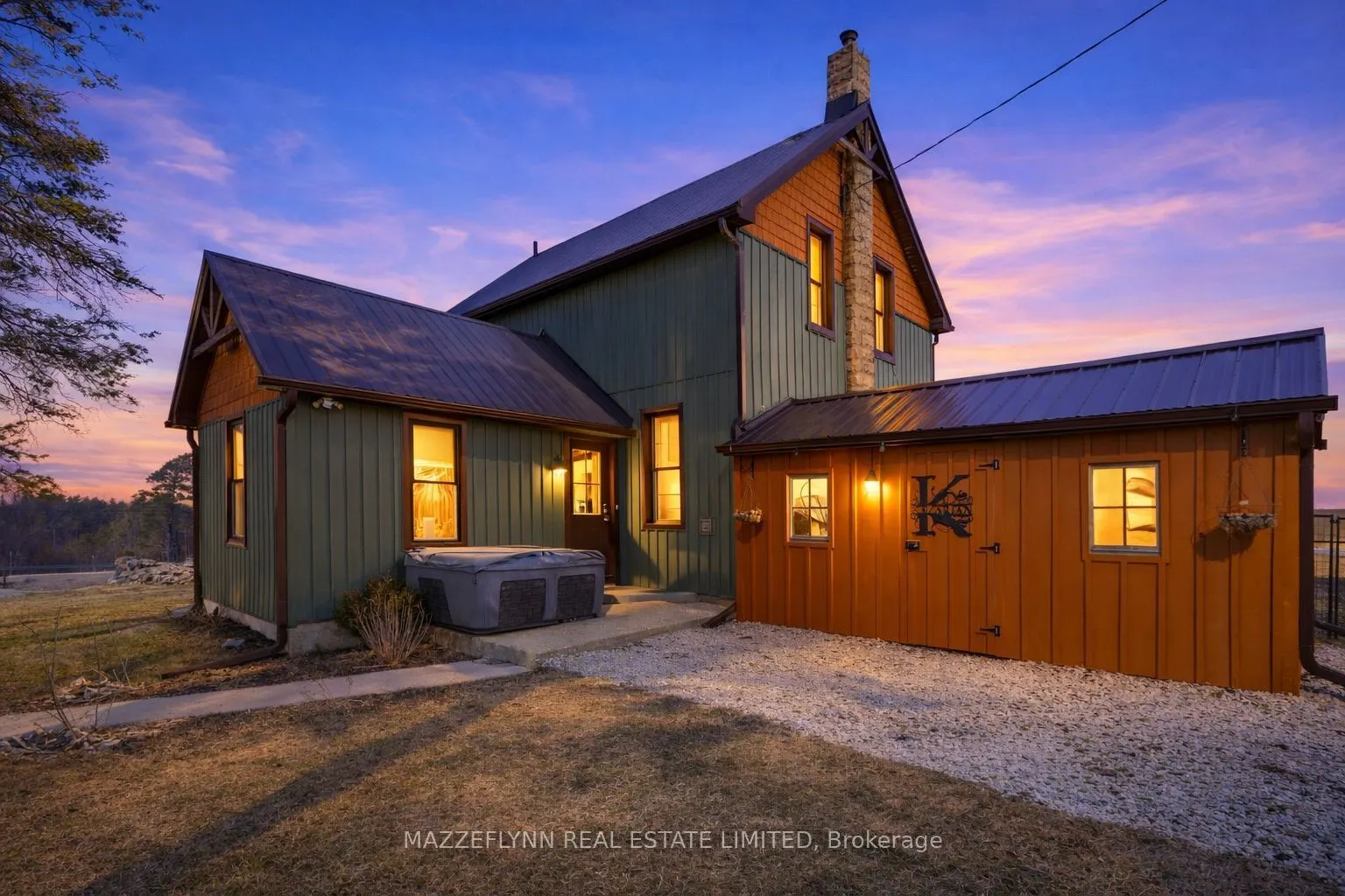 402558 Grey Road 17 Road