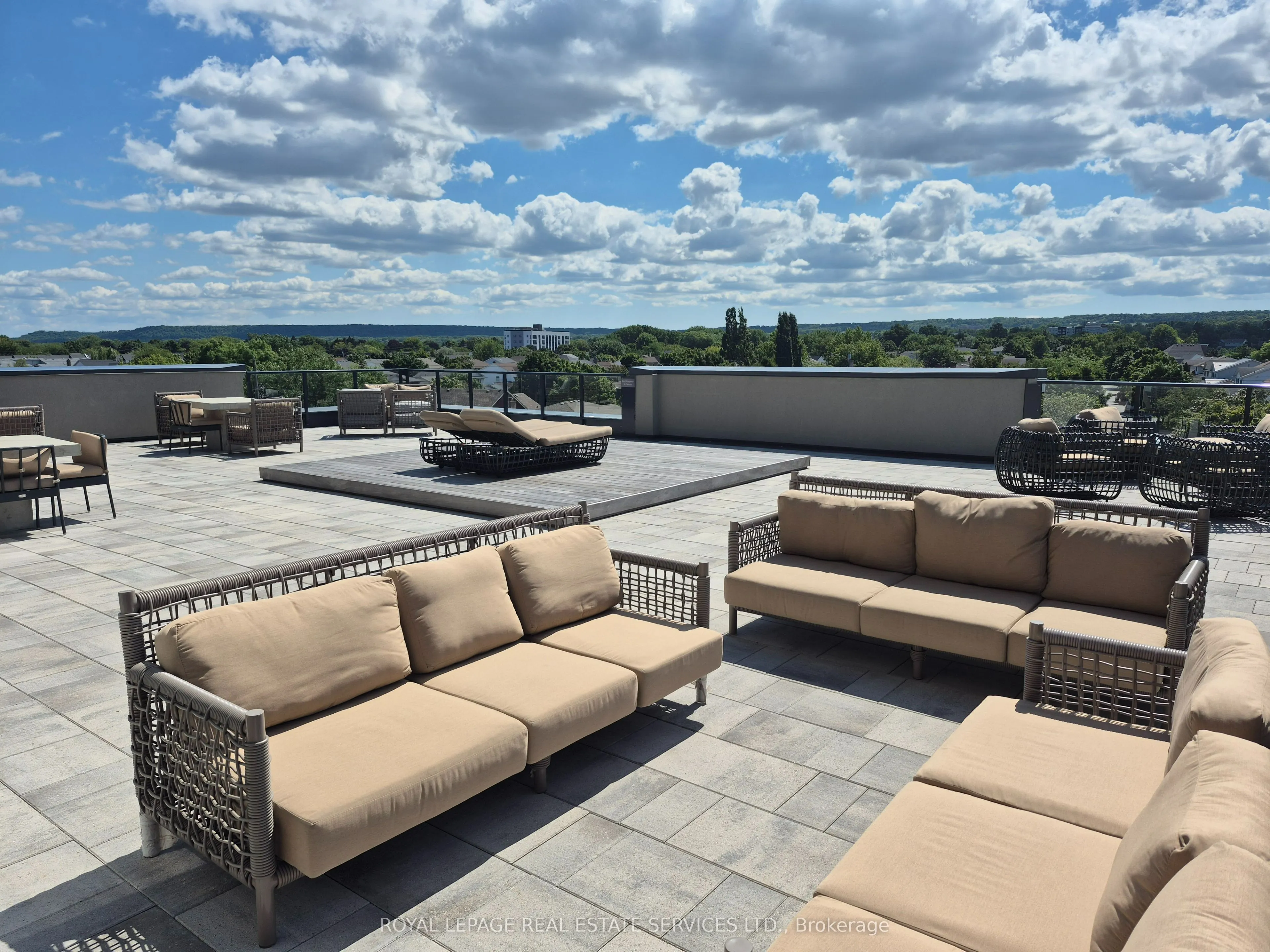 5055 Greenlane Road #605