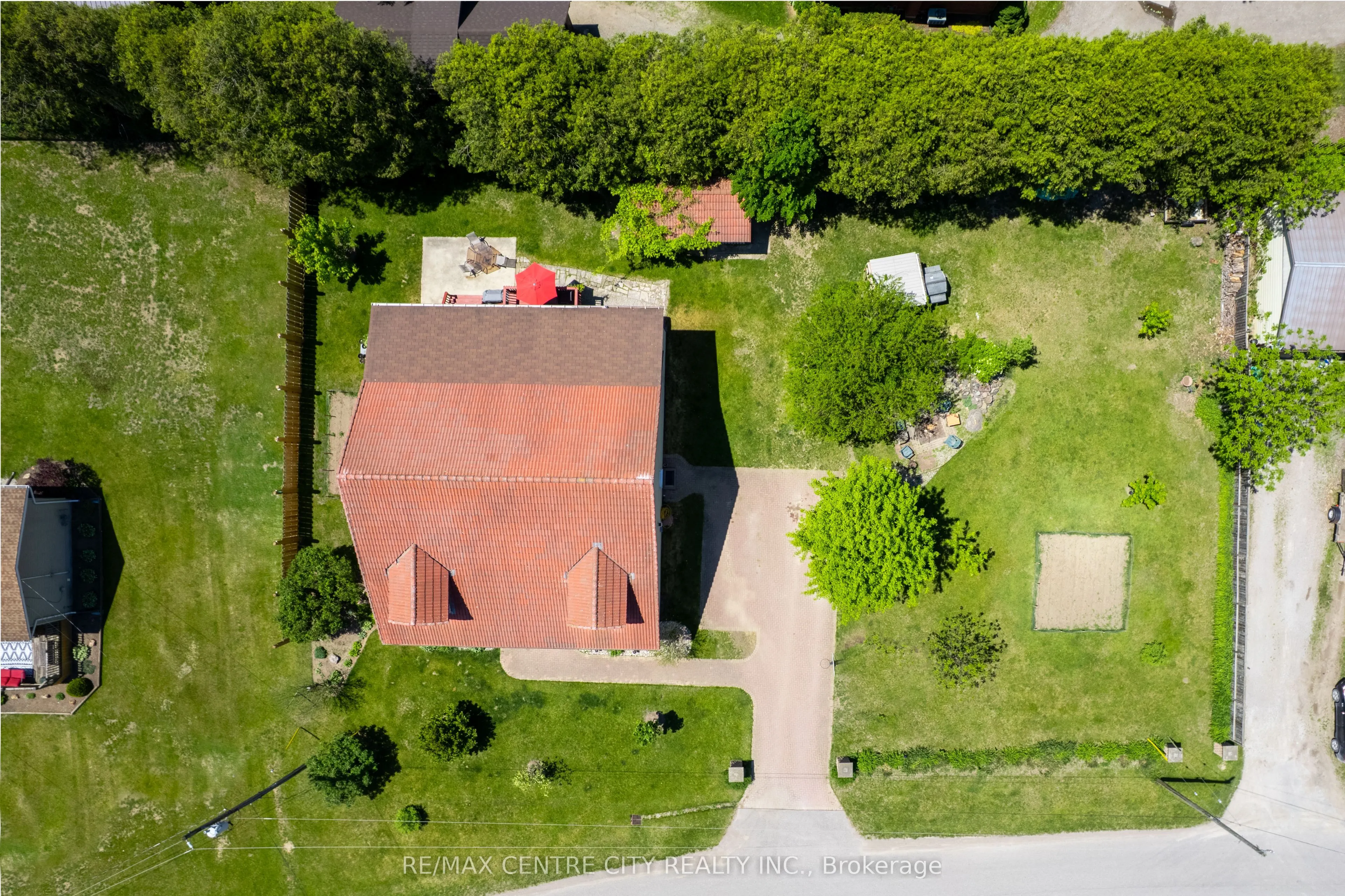 176 Eastman Avenue