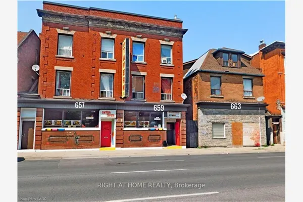 657 King Street E